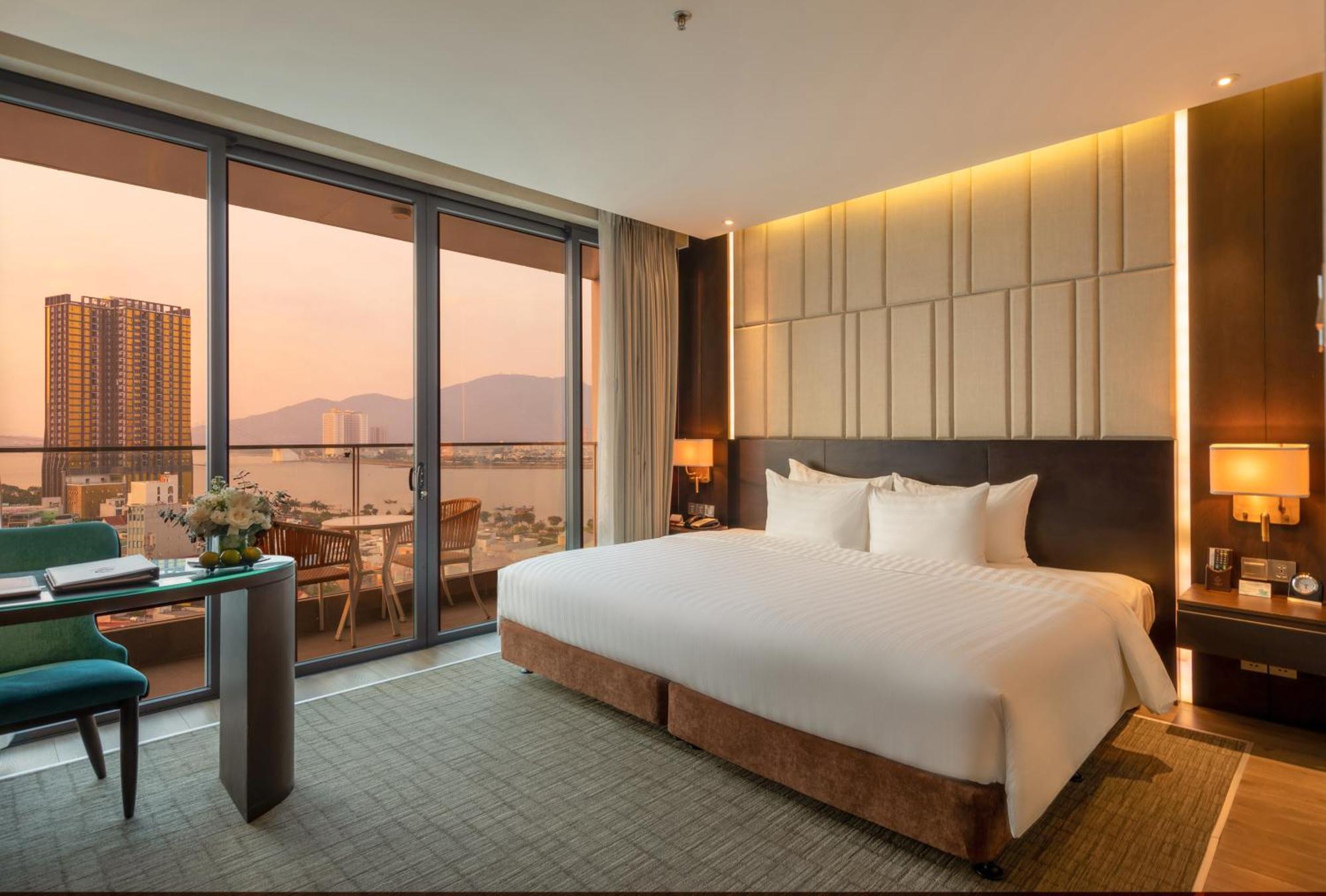 New Orient 4*