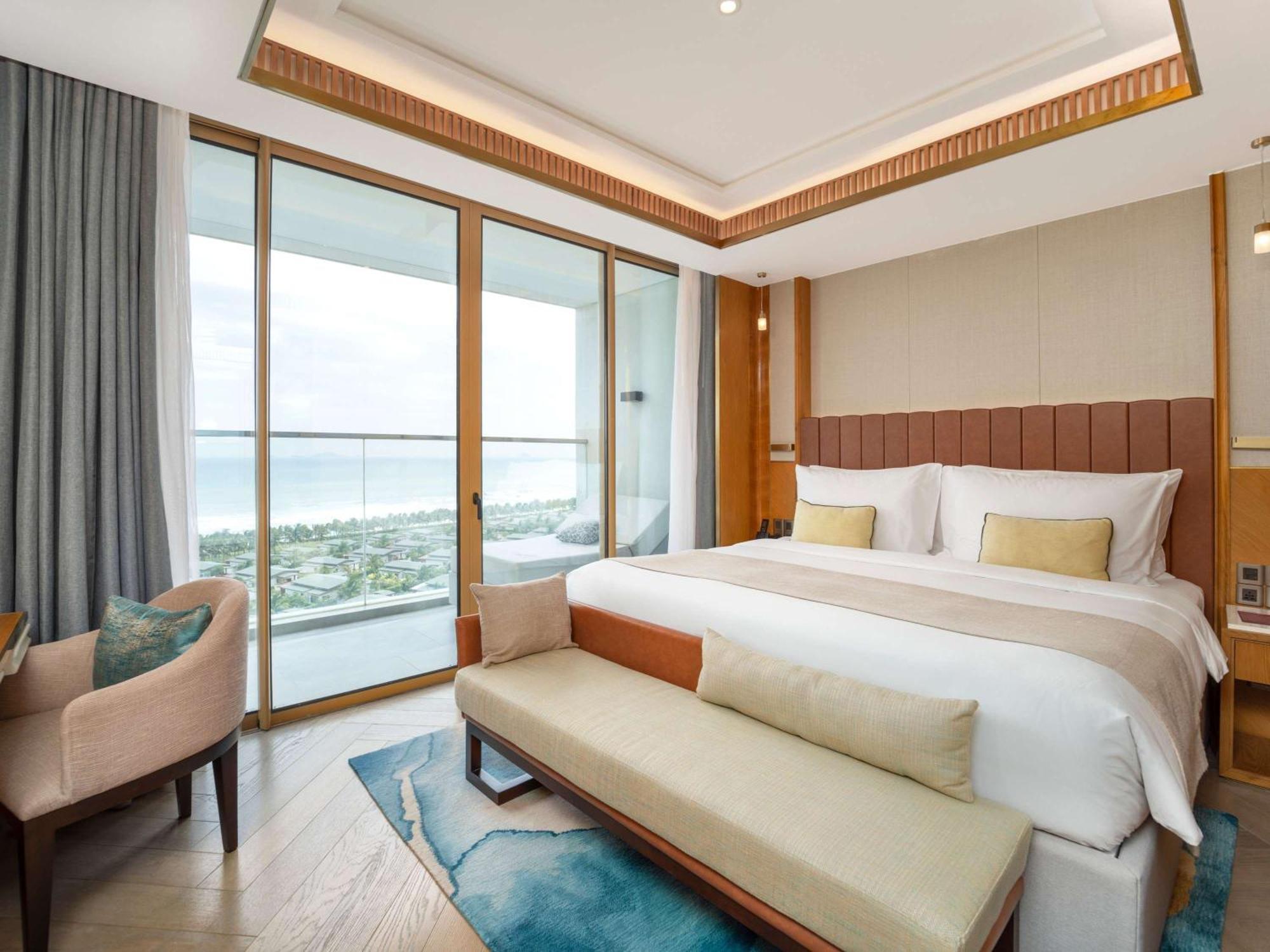 Moevenpick Resort