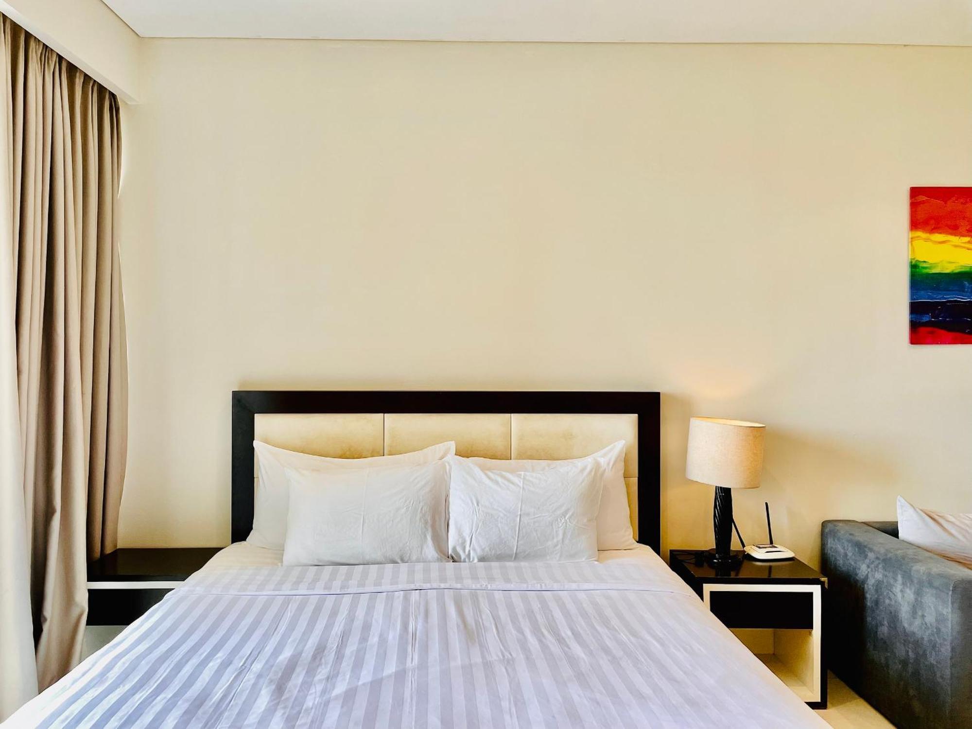Rozy's Cozy Beachfront Nha Trang