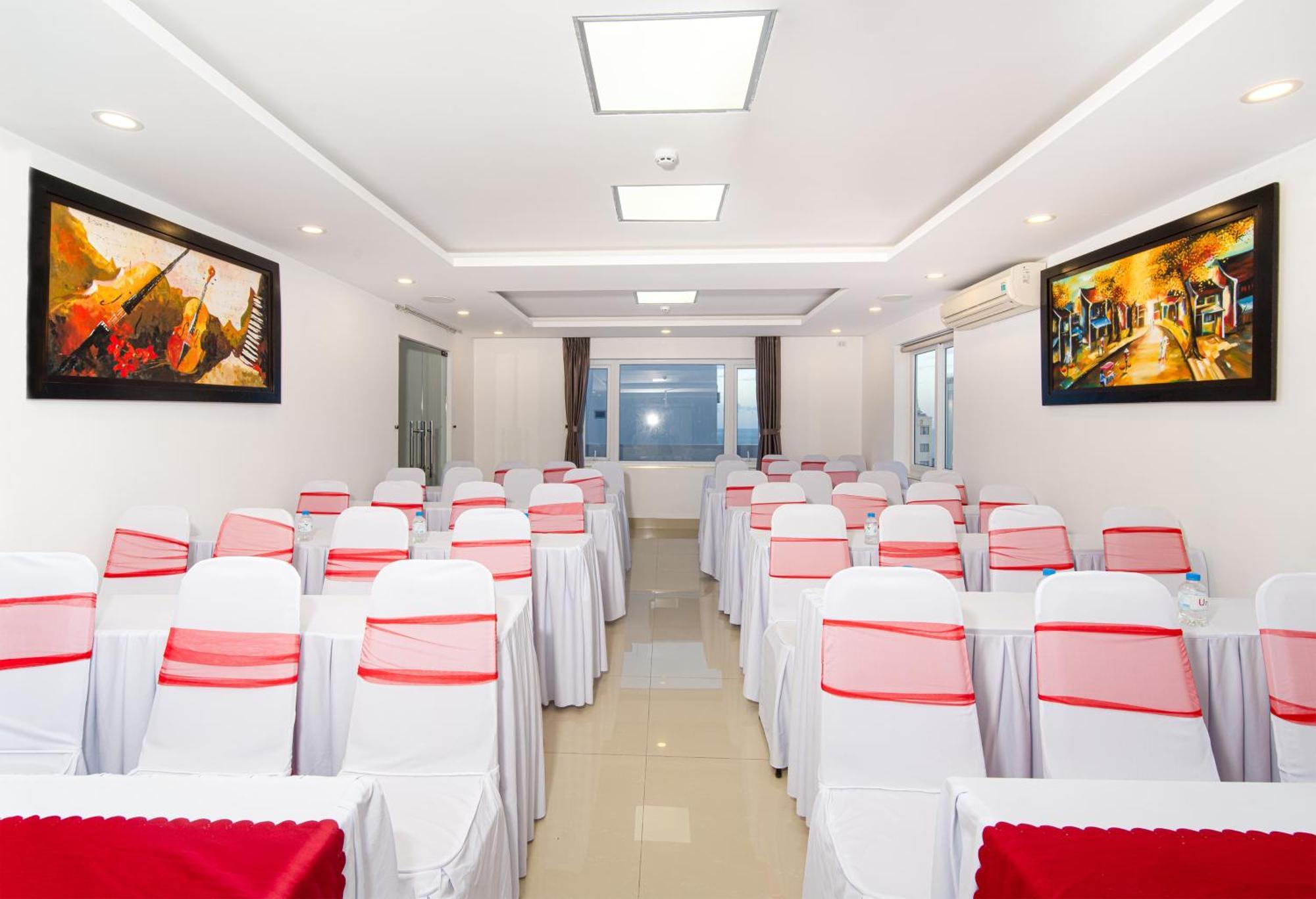 Golden Star By Thg 4* Da Nang