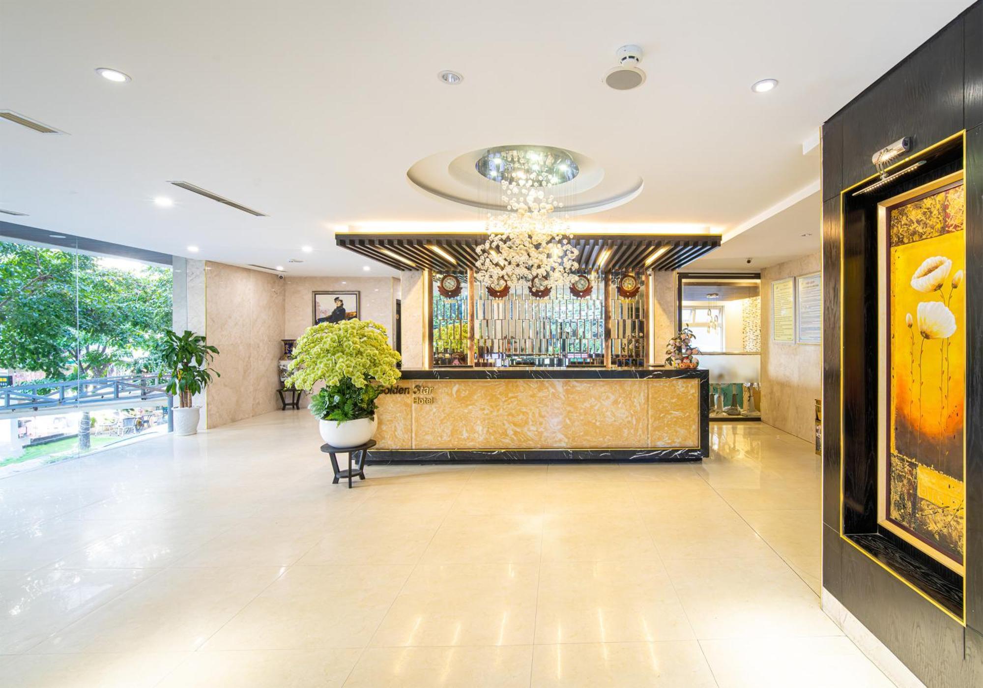 Hotel Golden Star By Thg 4*