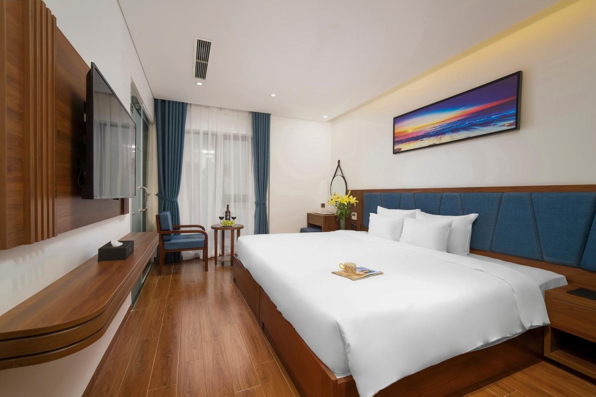 Ruby Star Hotel