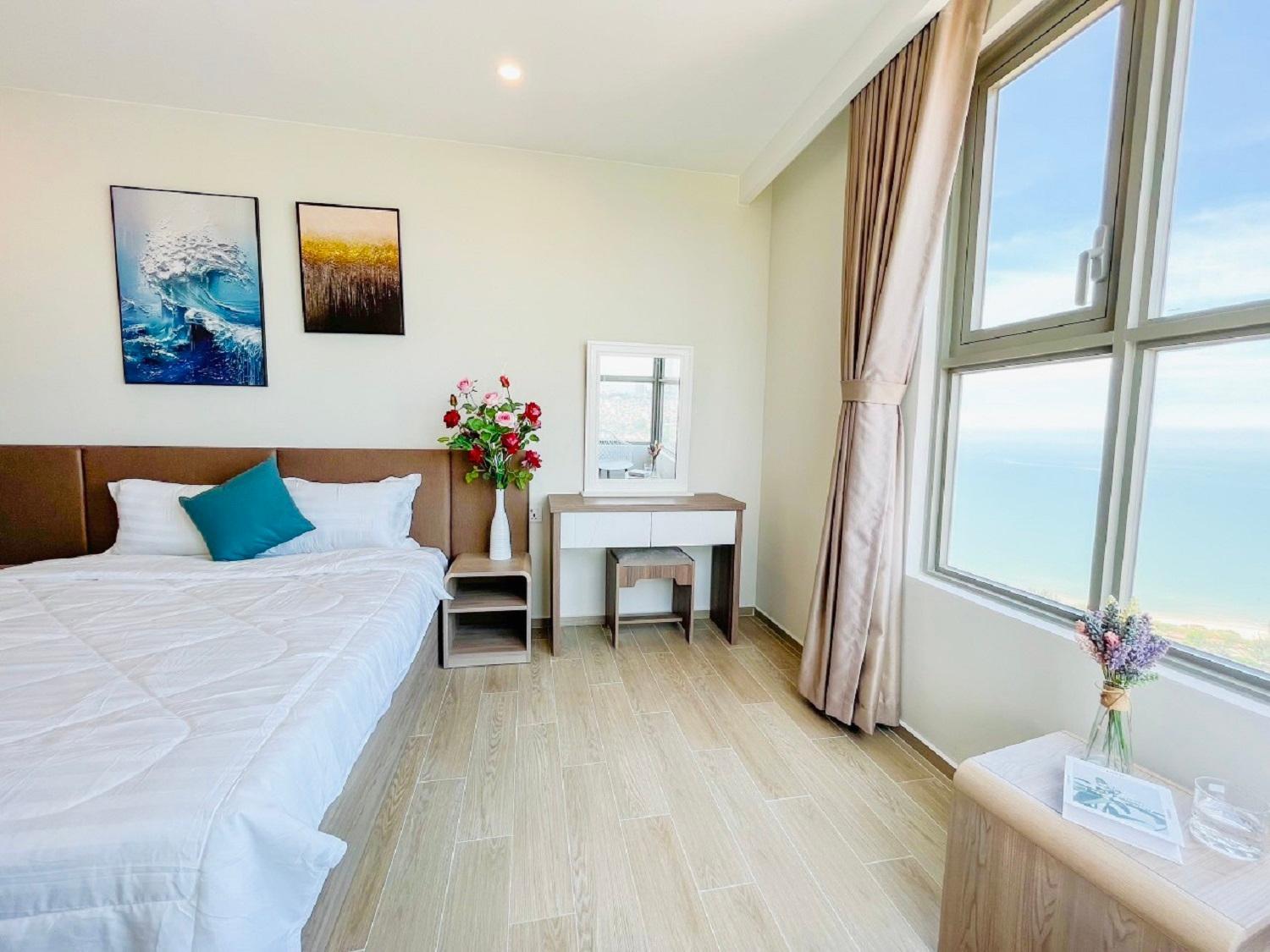The Song - Sophia's House Apartment