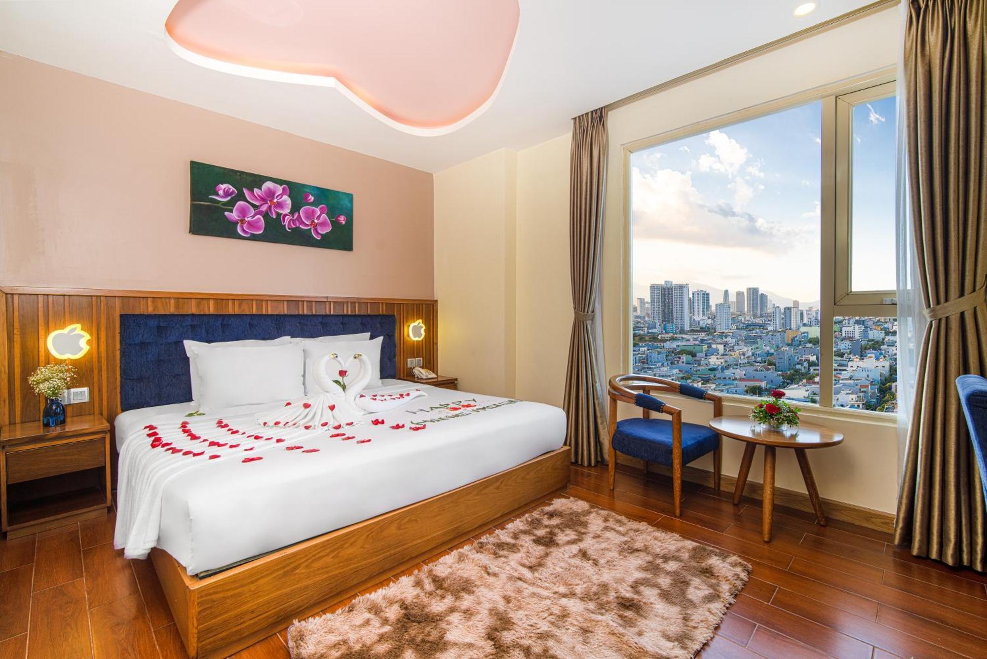 Fivitel King Hotel 4*