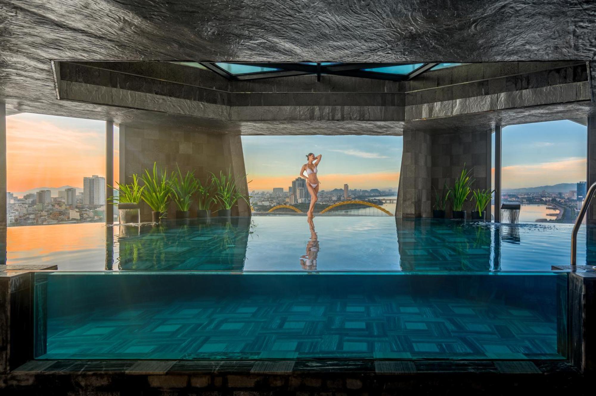 Haian Riverfront 4*