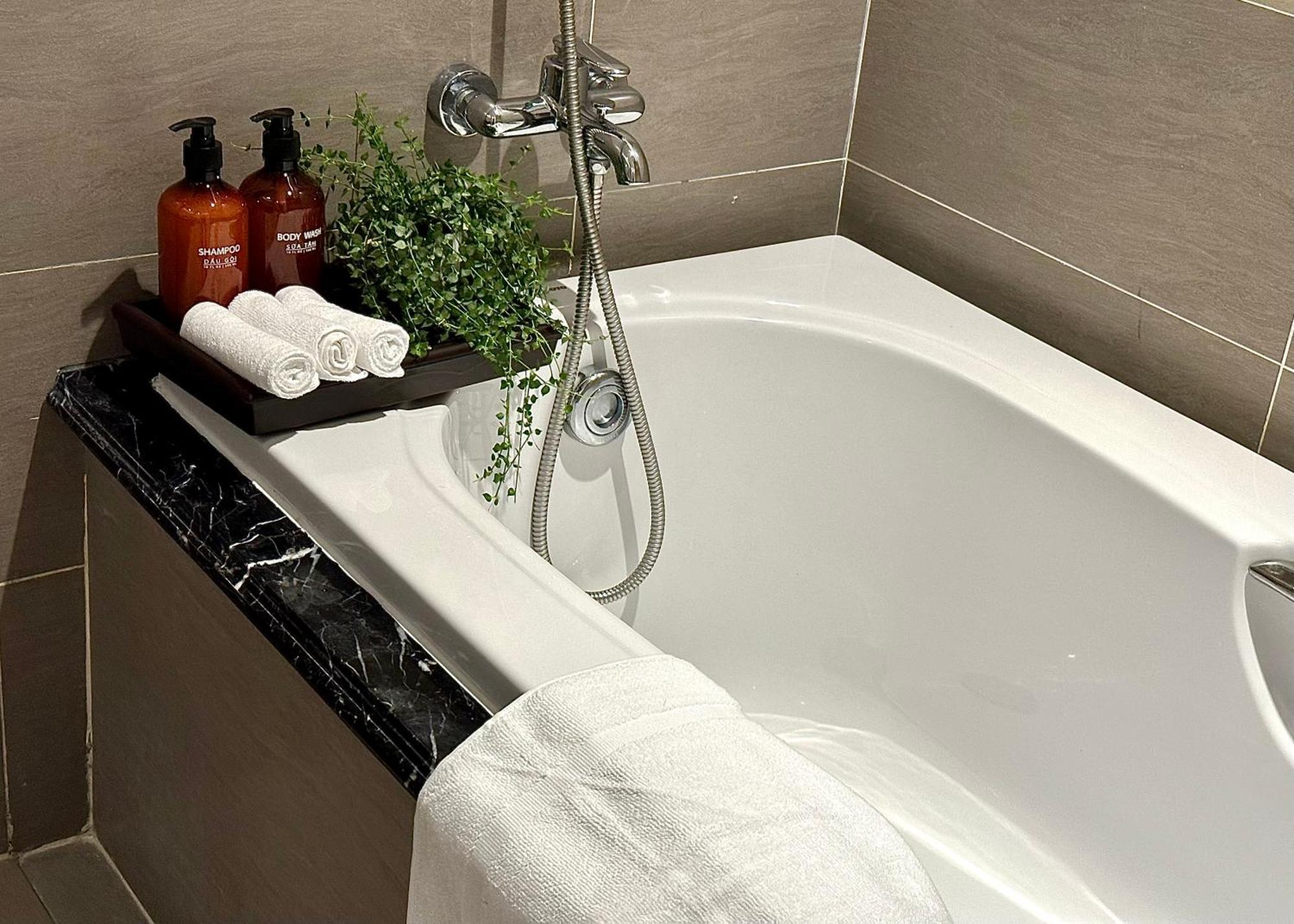 Ocean View Luxury Apartment Da Nang