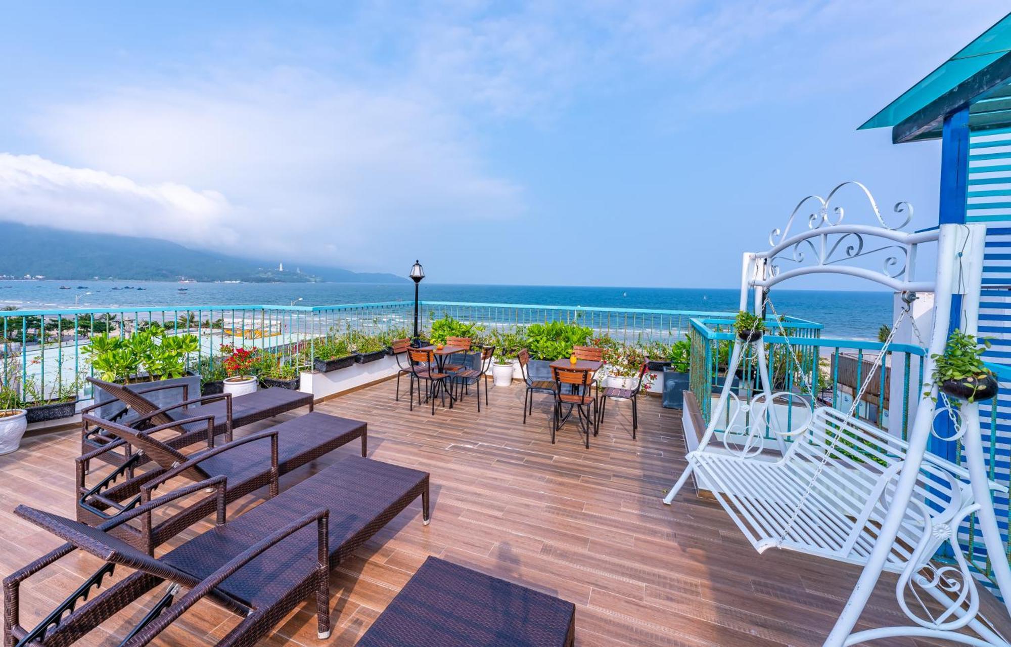 Cani House Aparthotel