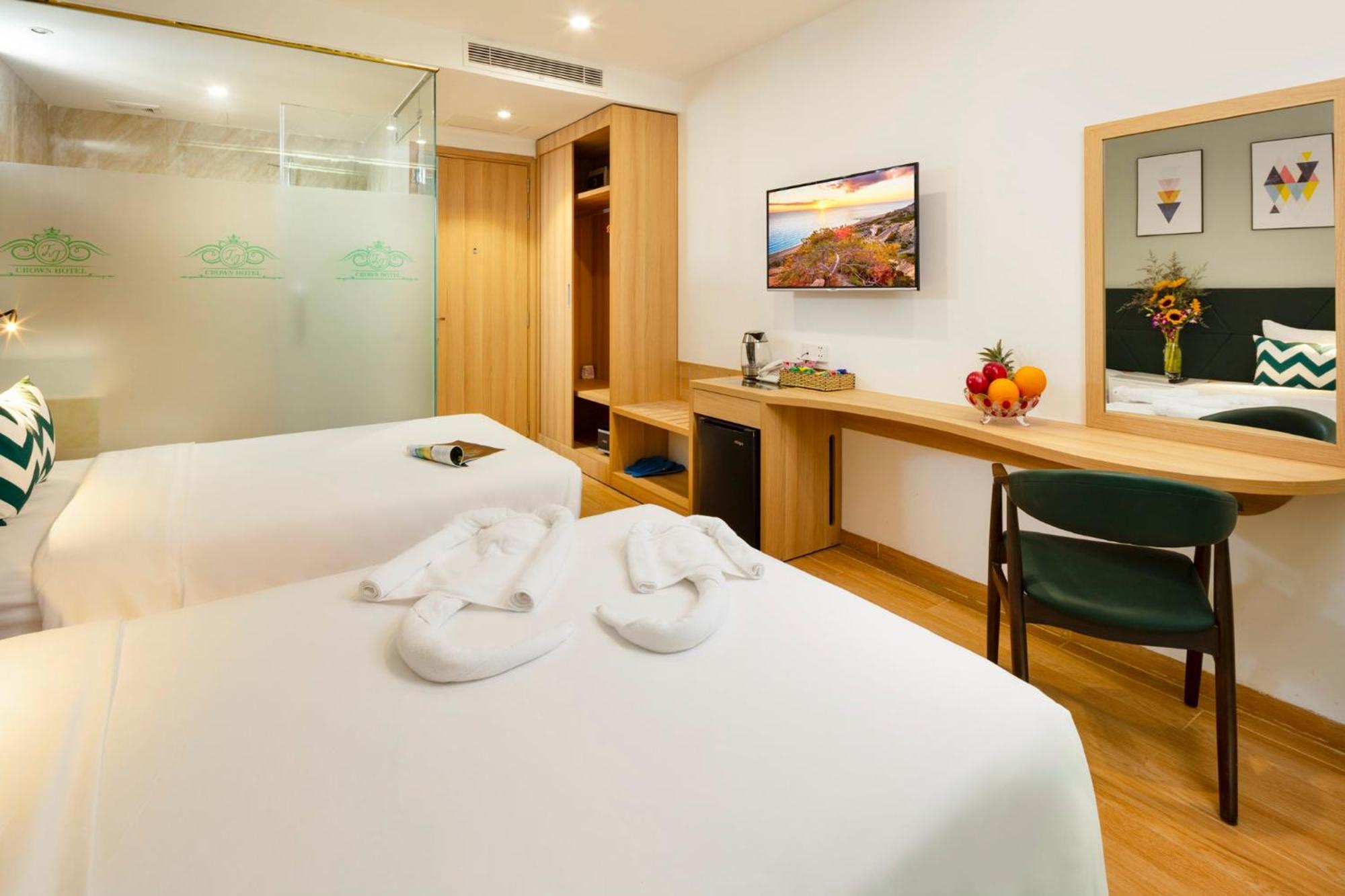 Crown Hotel