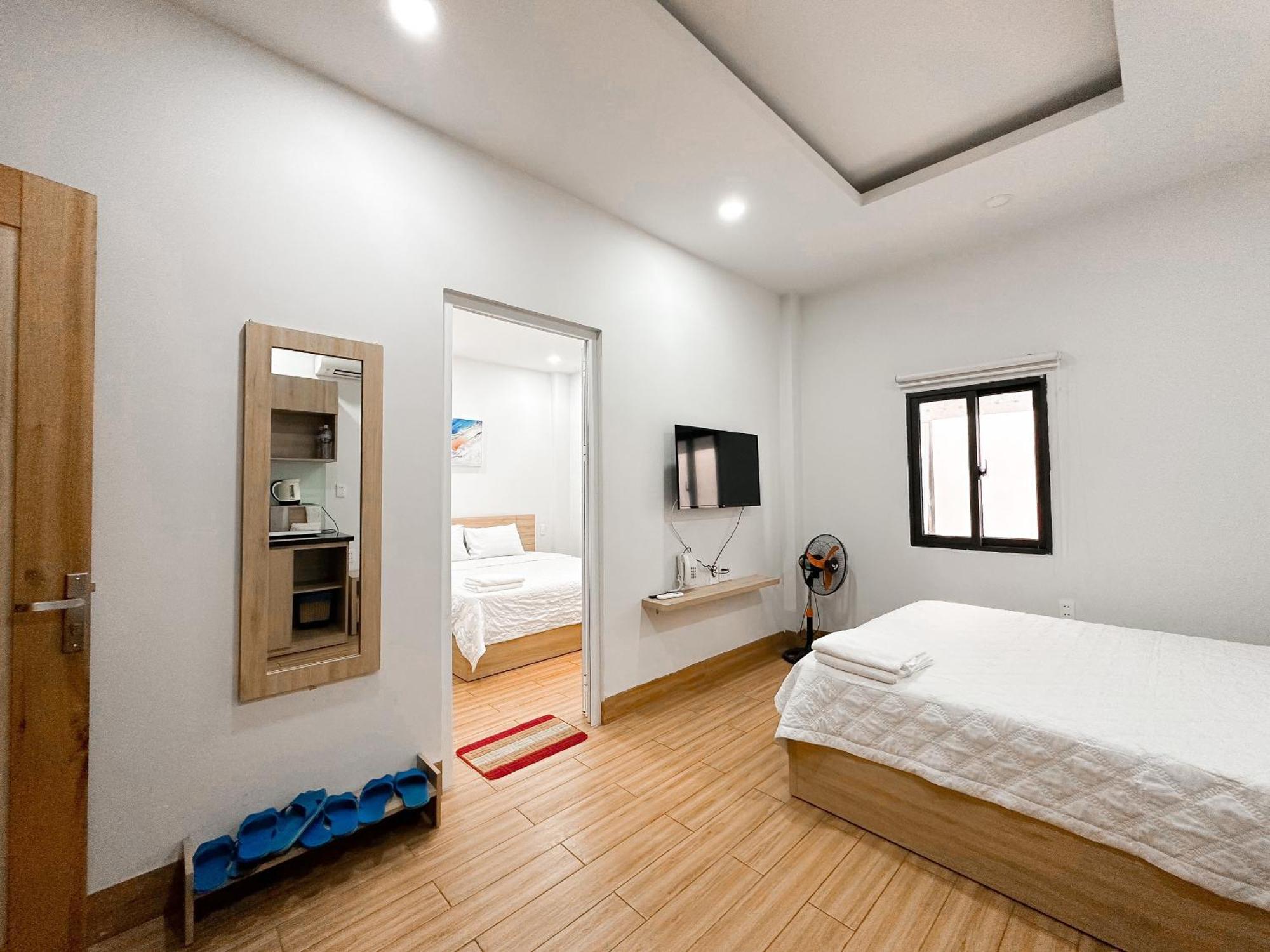 Khách sạn Hướng Biển Aqua 2*