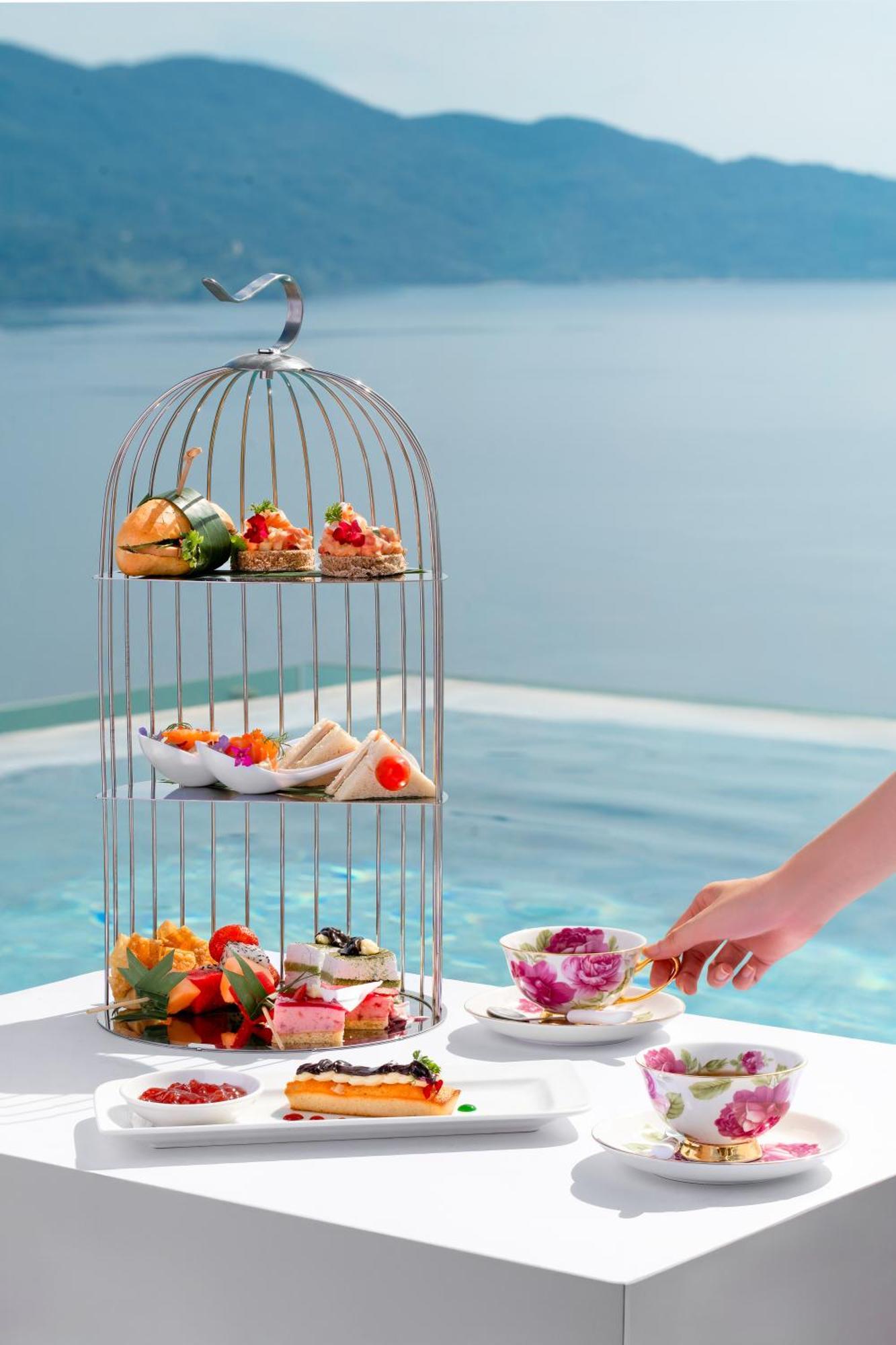Hotel A La Carte