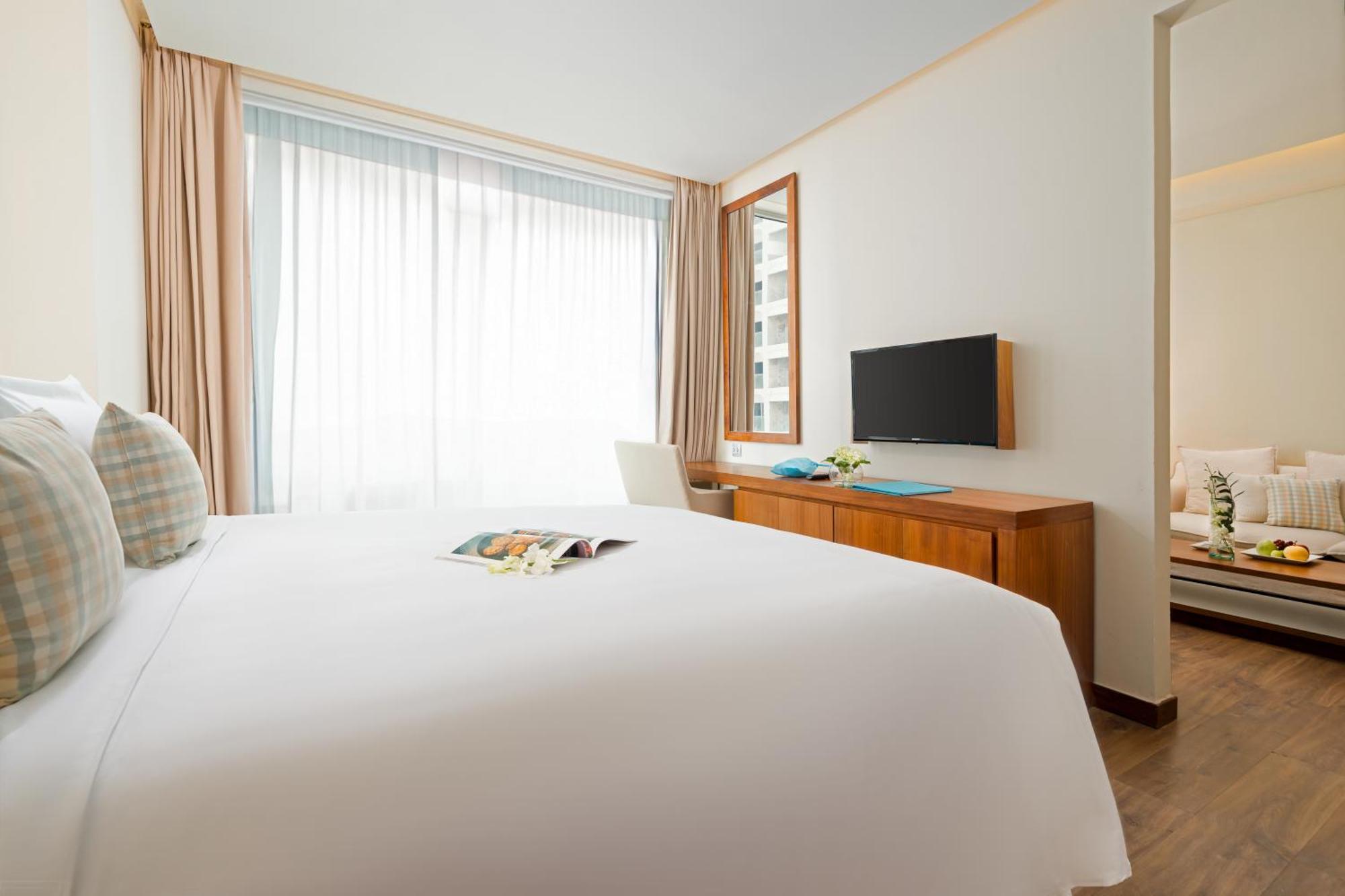 A La Carte Hotel 4*