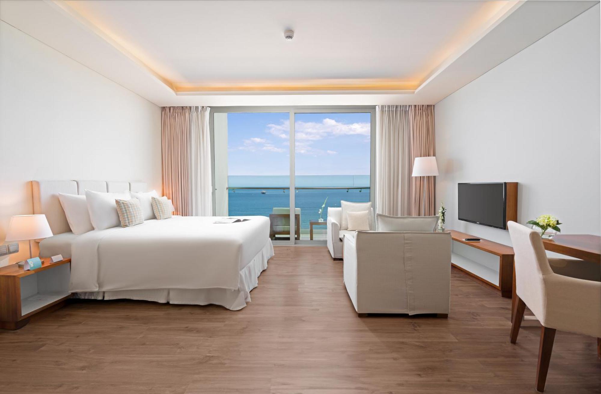 A La Carte Hotel Da Nang