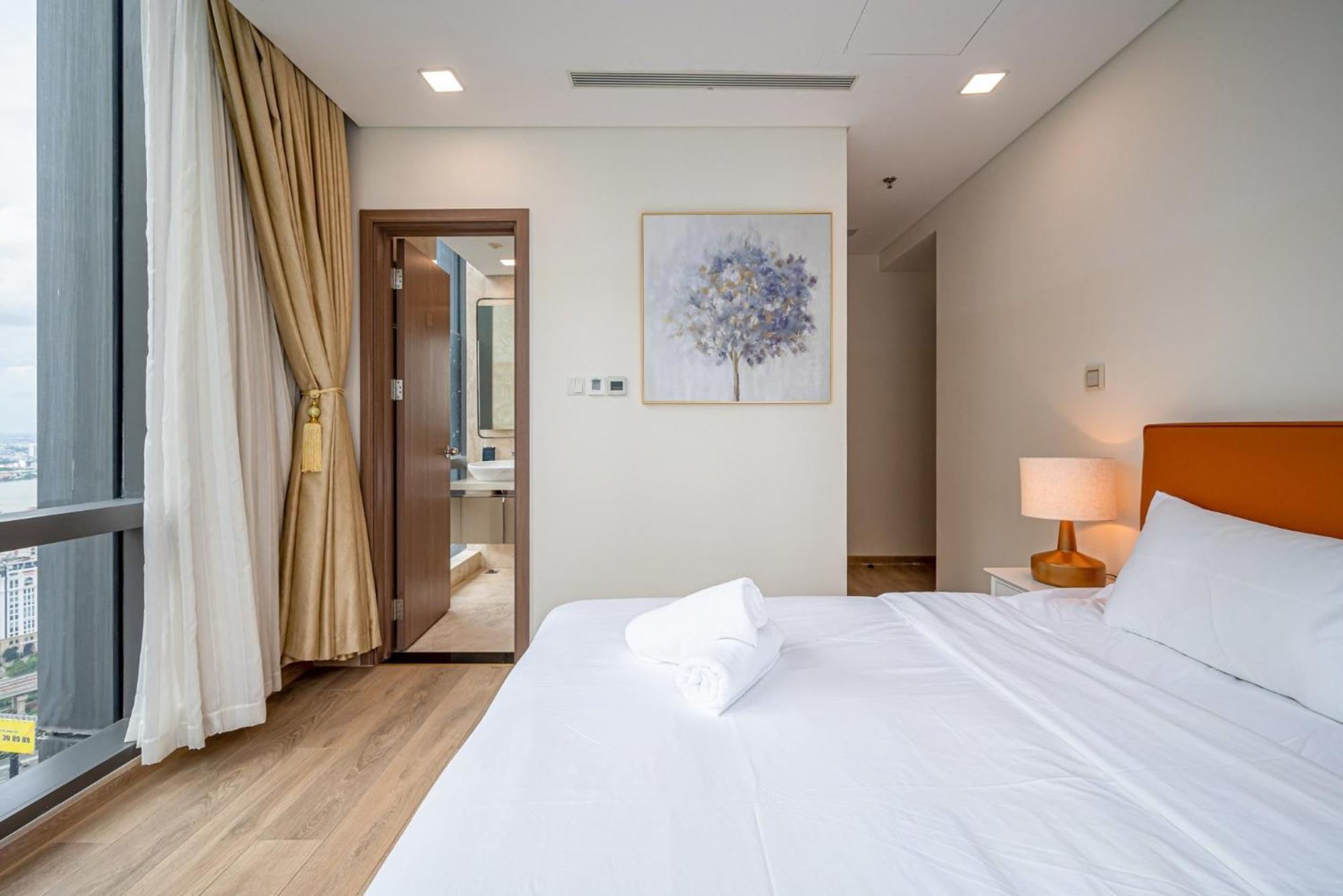 Vinhome Park * Ho Chi Minh City