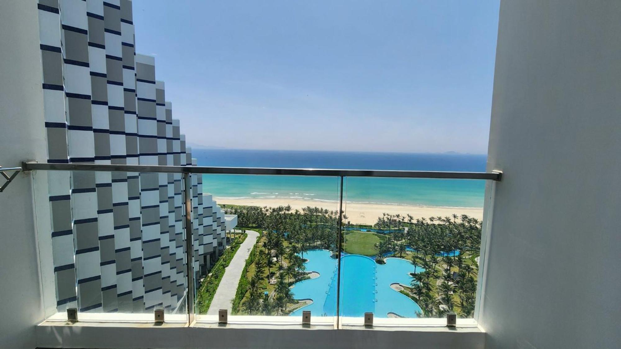 Aparthotel Arena Beach House-view Phố Cam Ranh