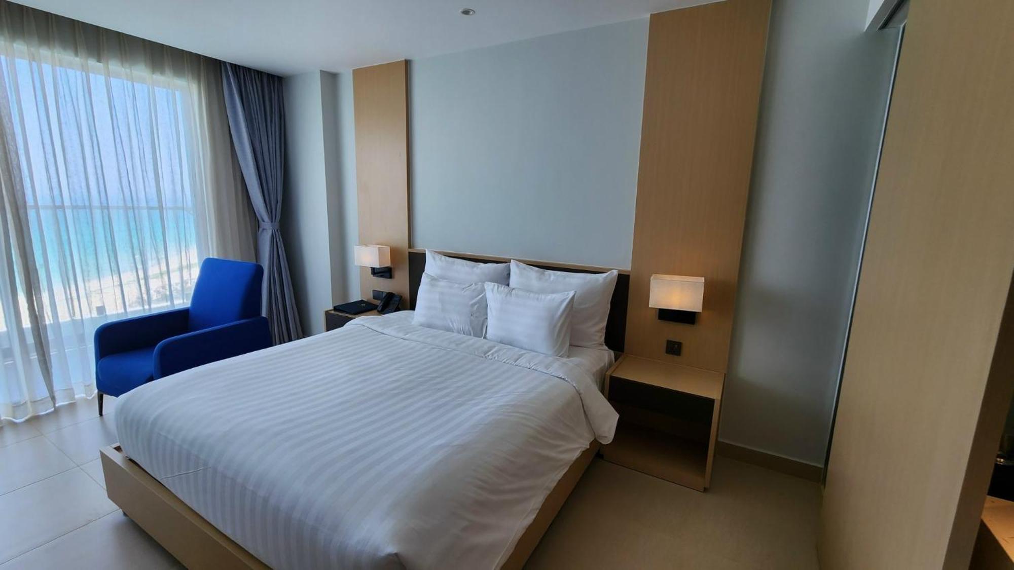 Arena Beach House-view Phố