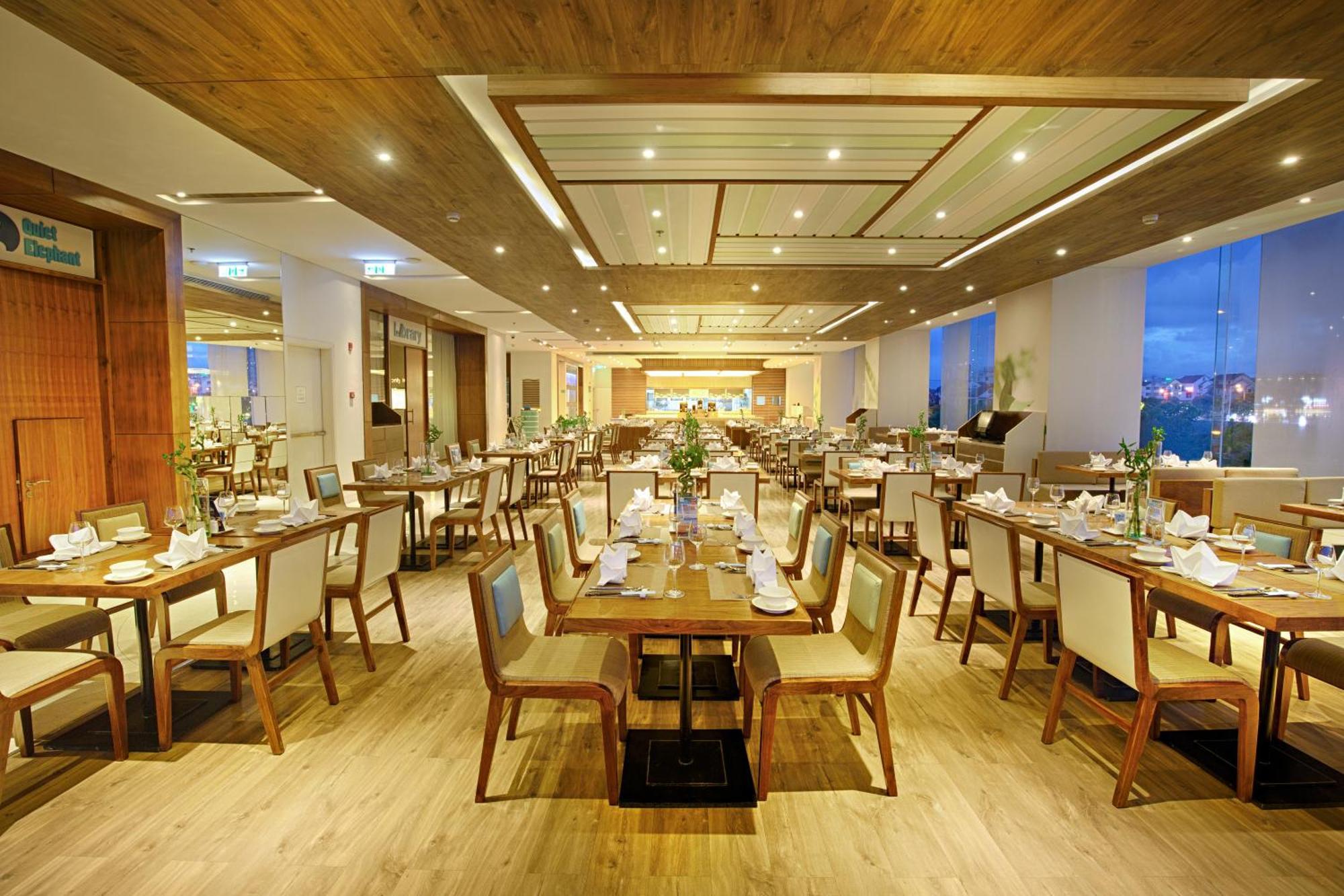 A La Carte Hotel Da Nang