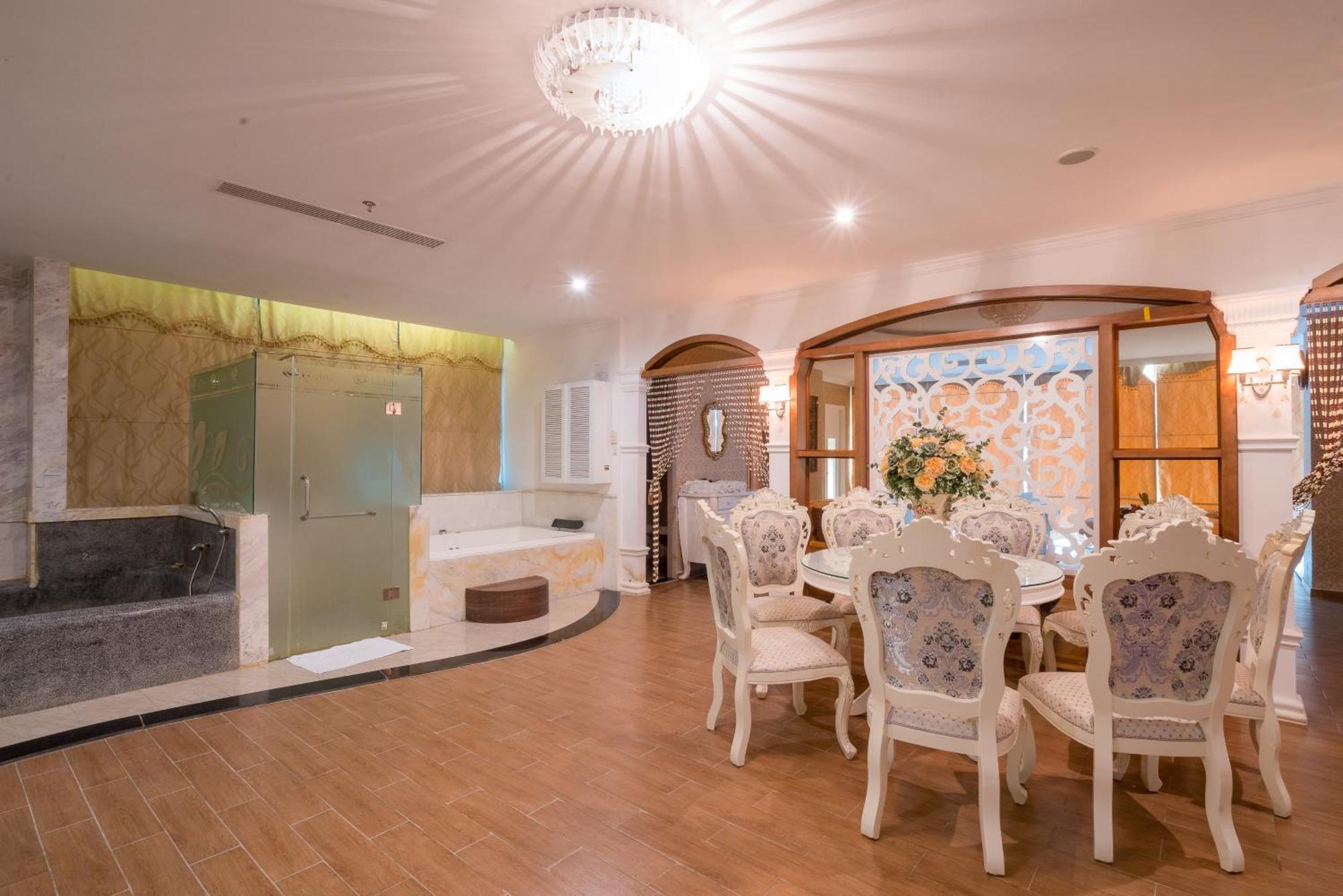 Galina&spa Khách sạn 4*