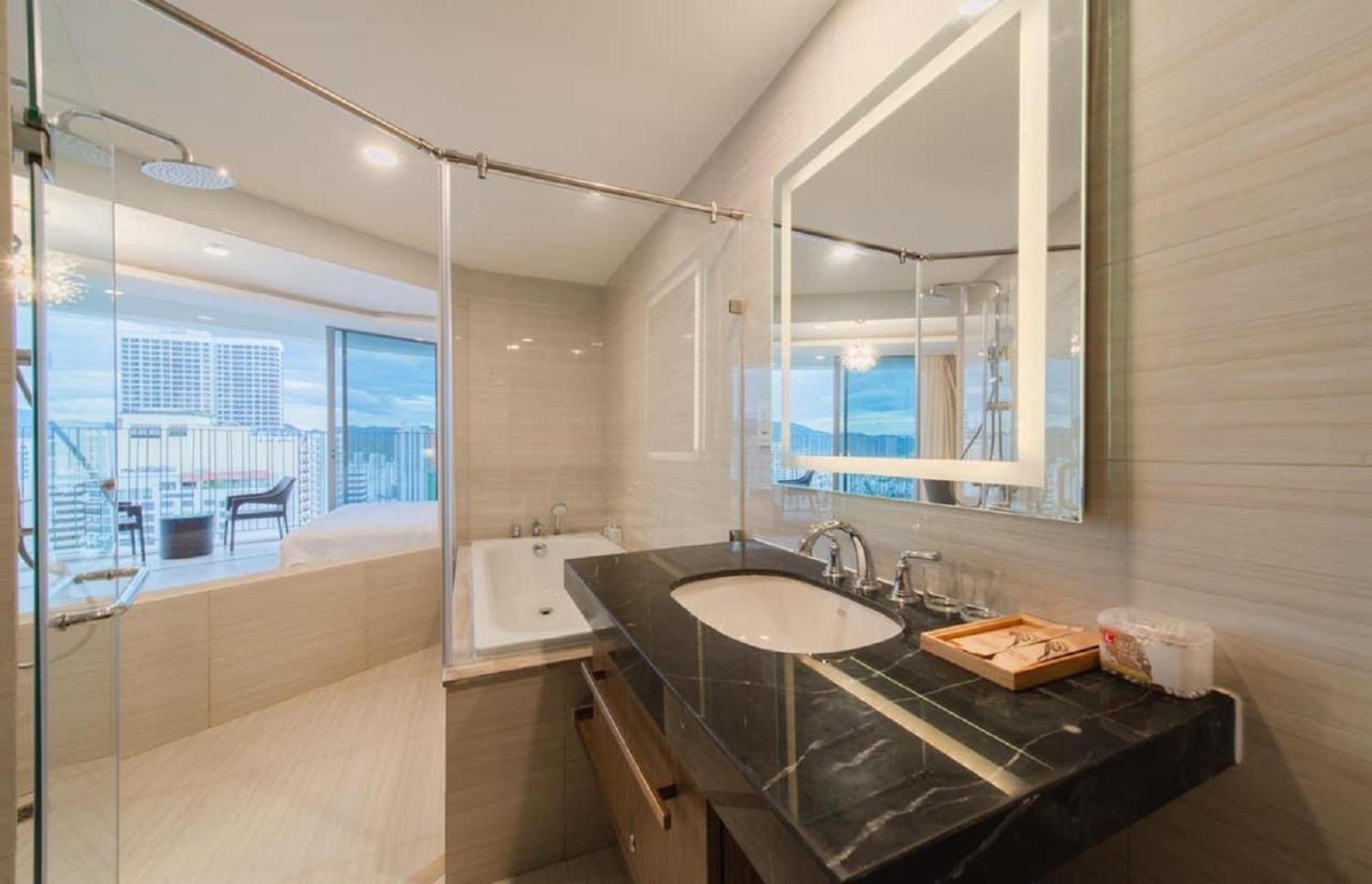 Homie Panorama Beachfront Residences Nha Trang
