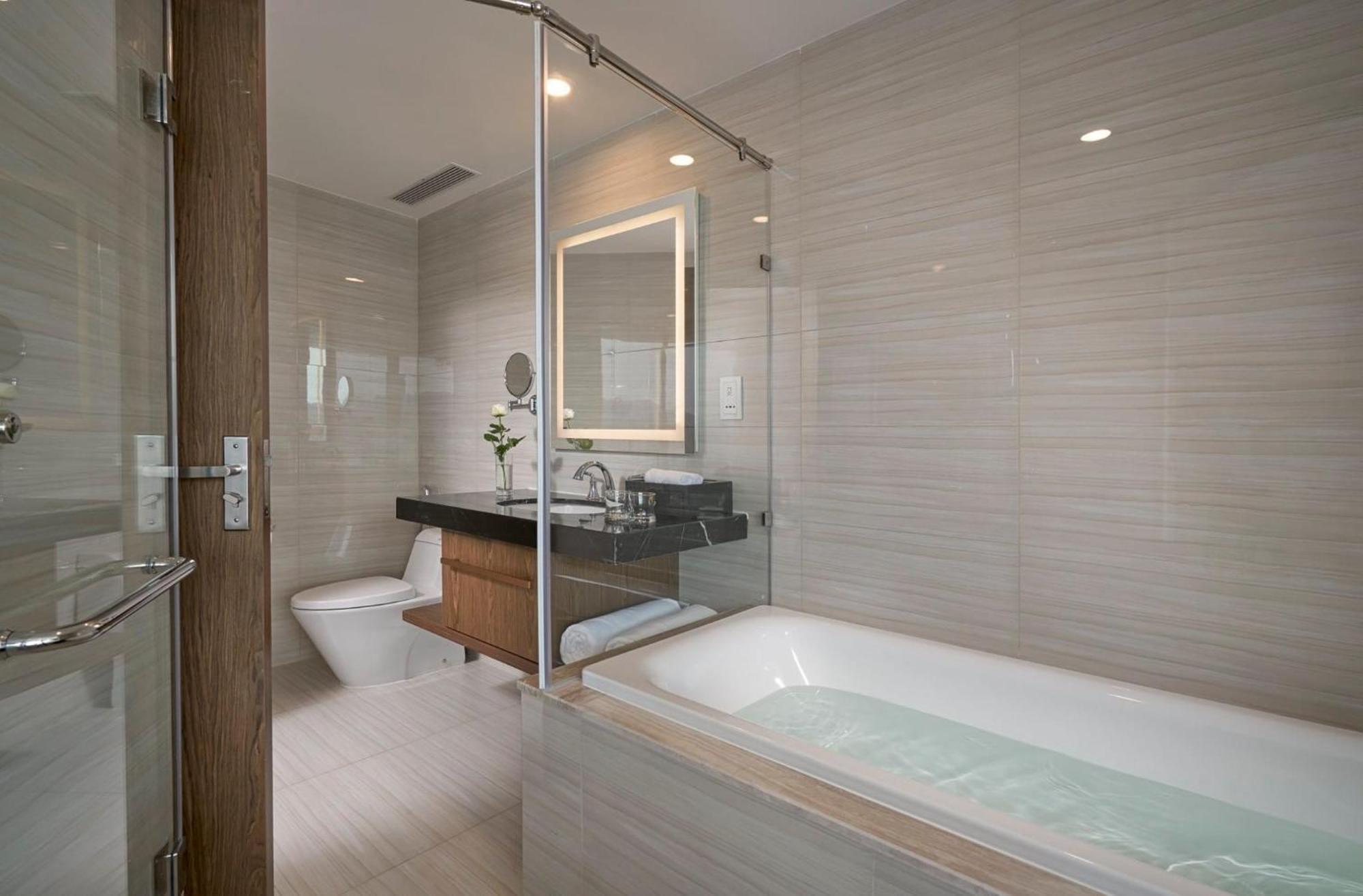 Homie Panorama Beachfront Residences *
