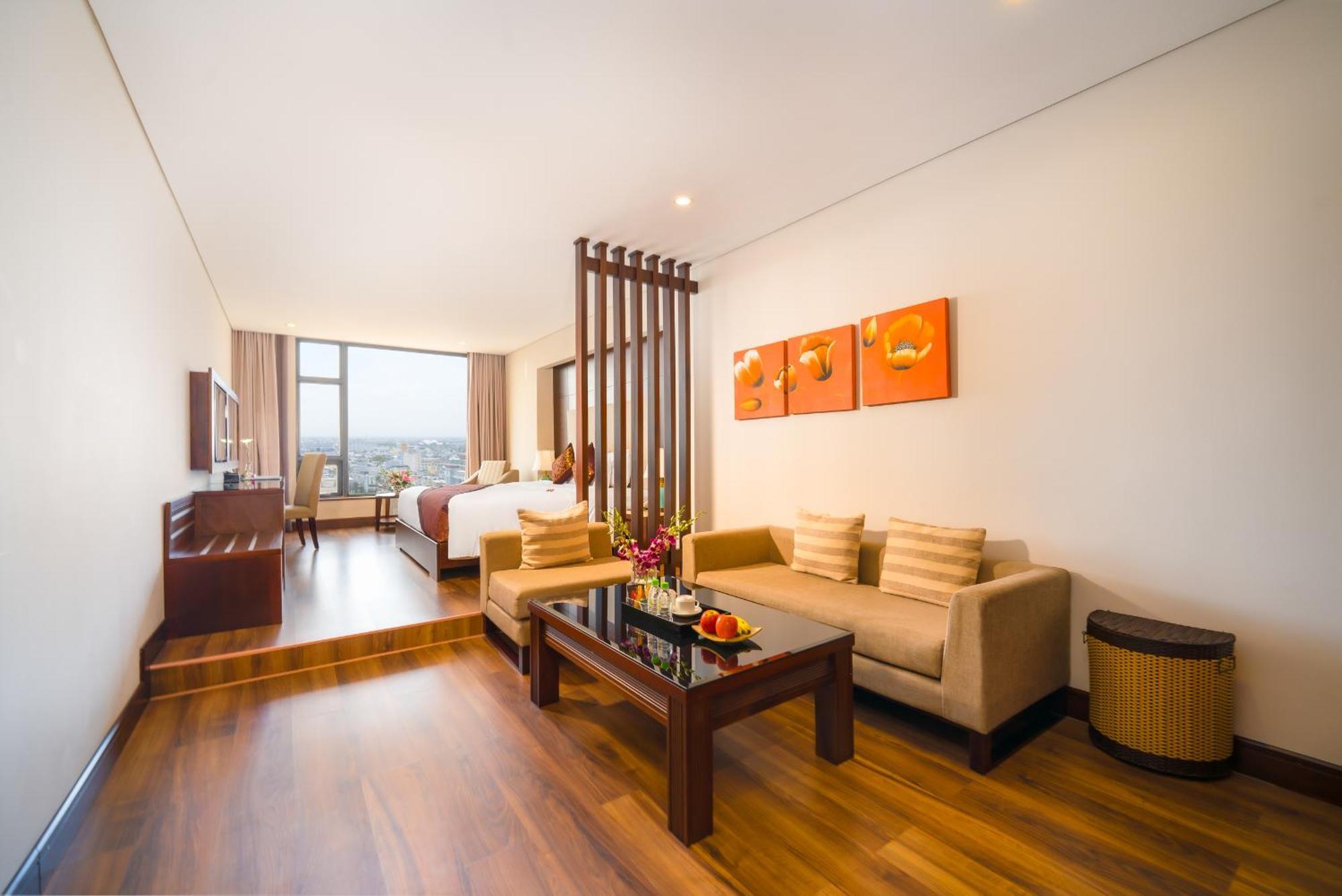 Minh Toan Galaxy Hotel 4*