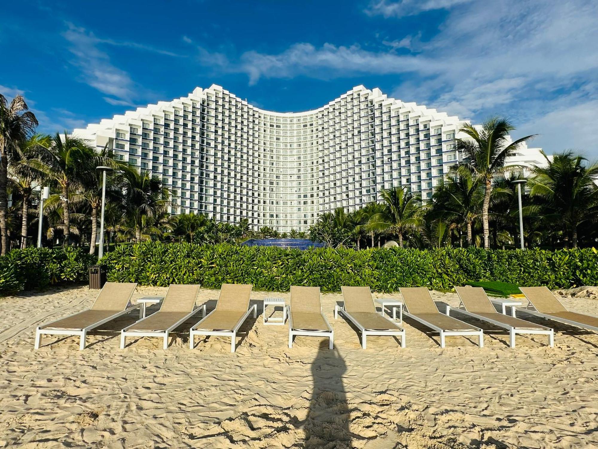 Hotel The Cam Ranh Luxury Service