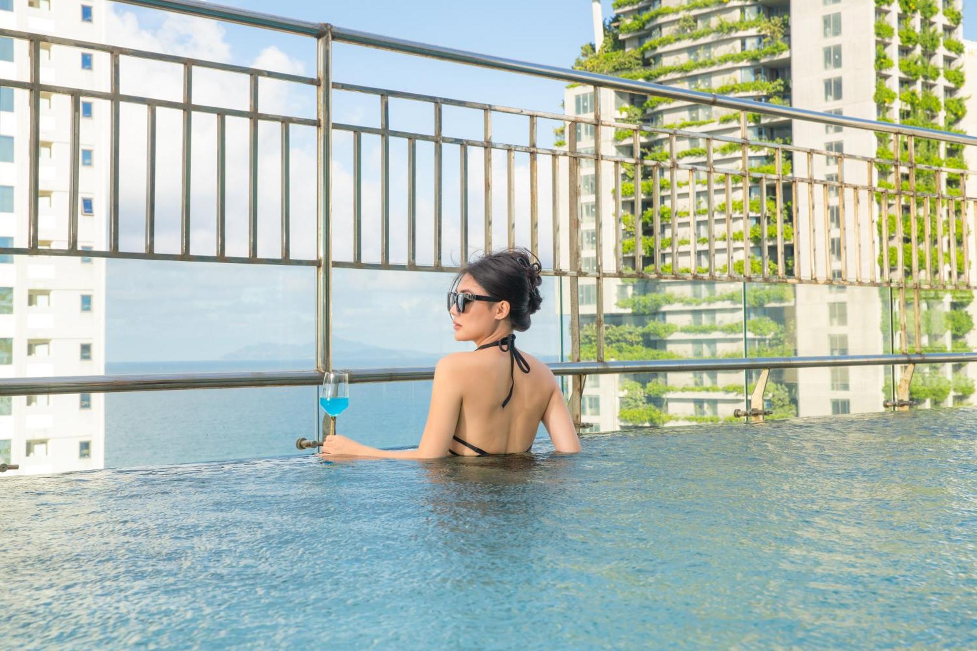 Monalisa Luxury Hotel Da Nang