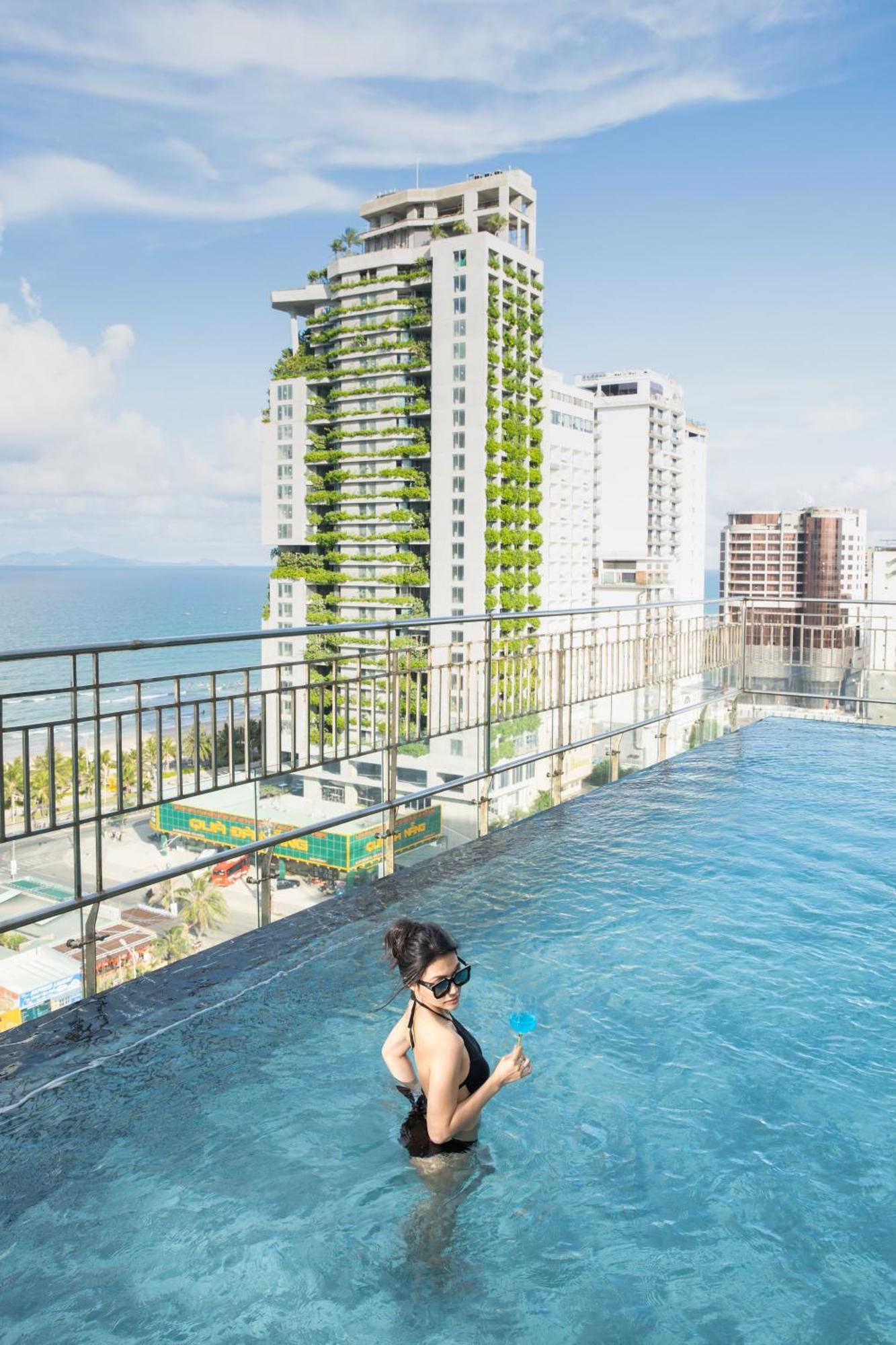 Monalisa Luxury Hotel Da Nang