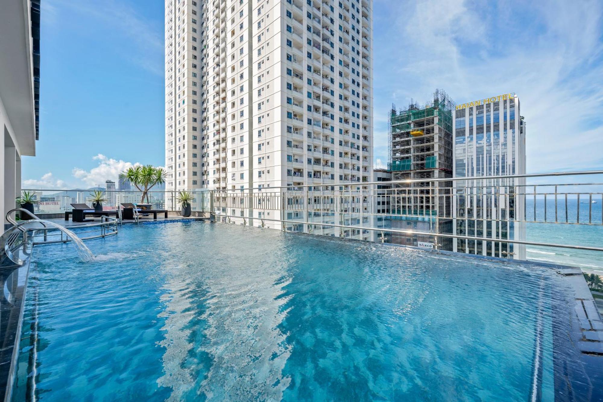 Monalisa Luxury Hotel Da Nang