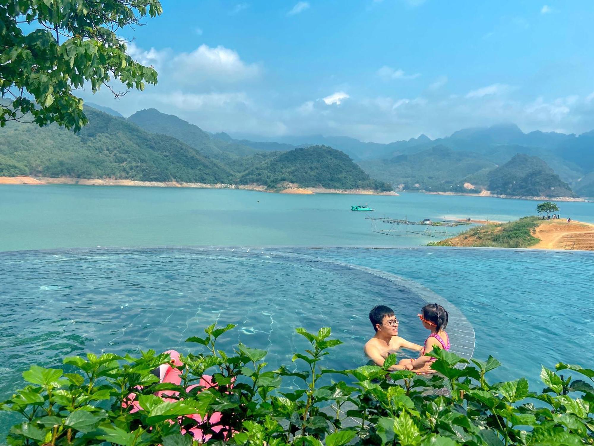 Hideaway Resort Mai Chau