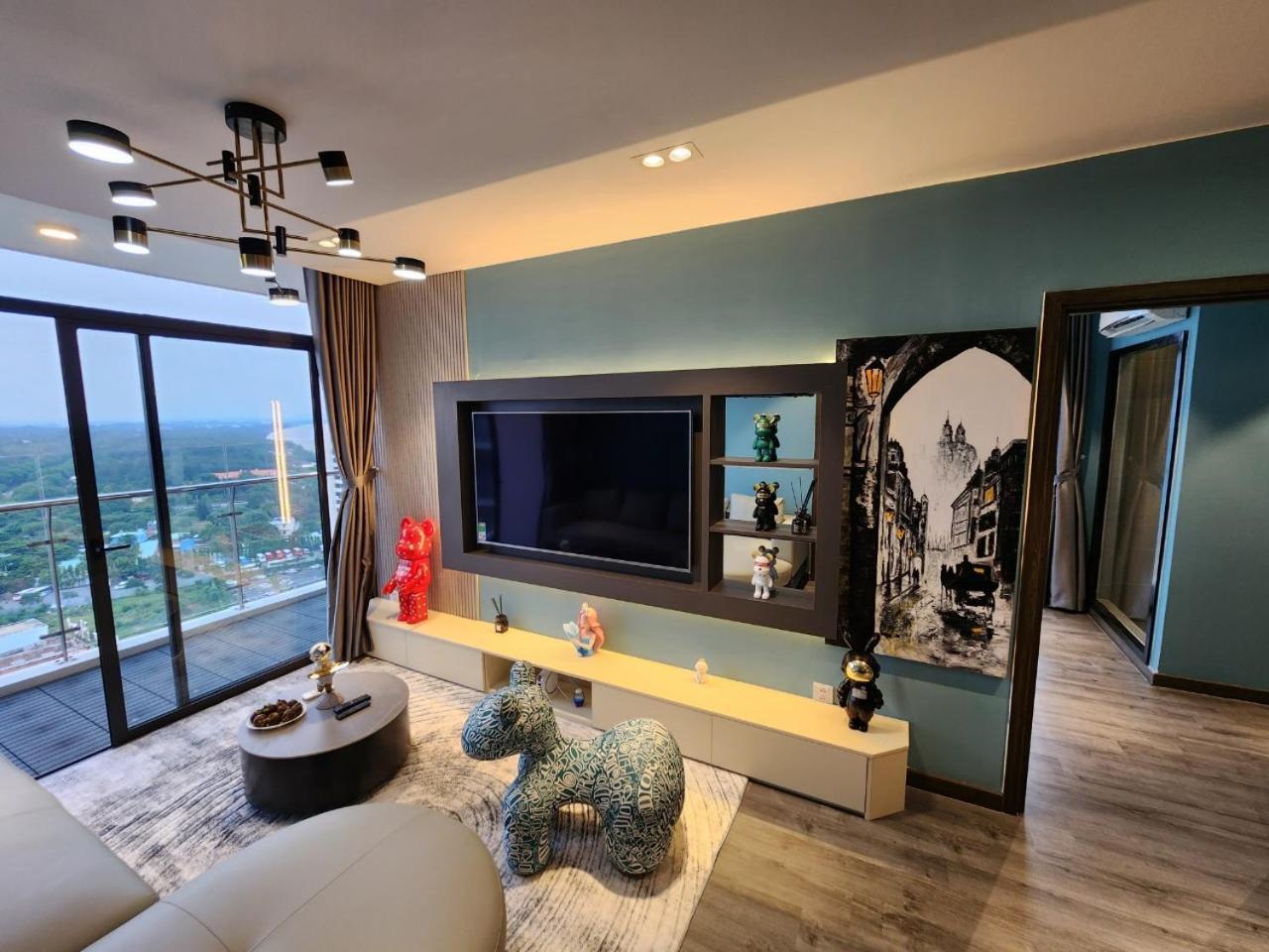 Bearbrick Near Beach, Csj Tower Apartment *