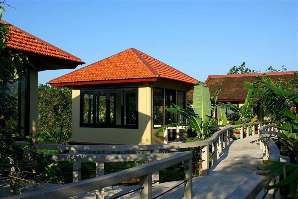 Resort Riverside Boutique & 4*