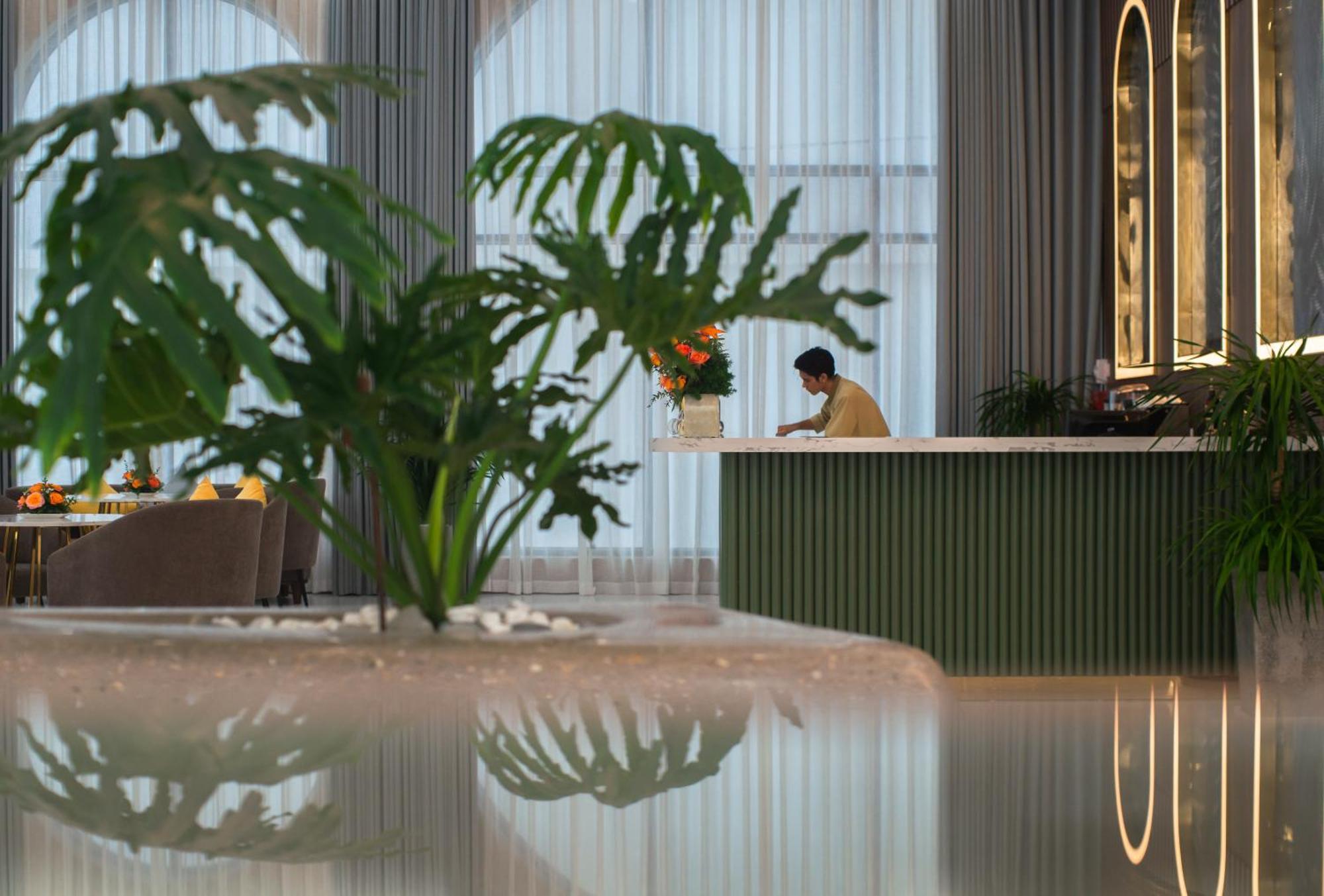 Hotel Grand Tourane 4*