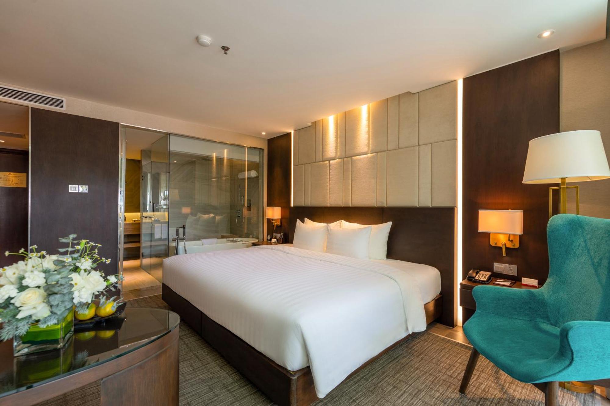Hotel New Orient 4*