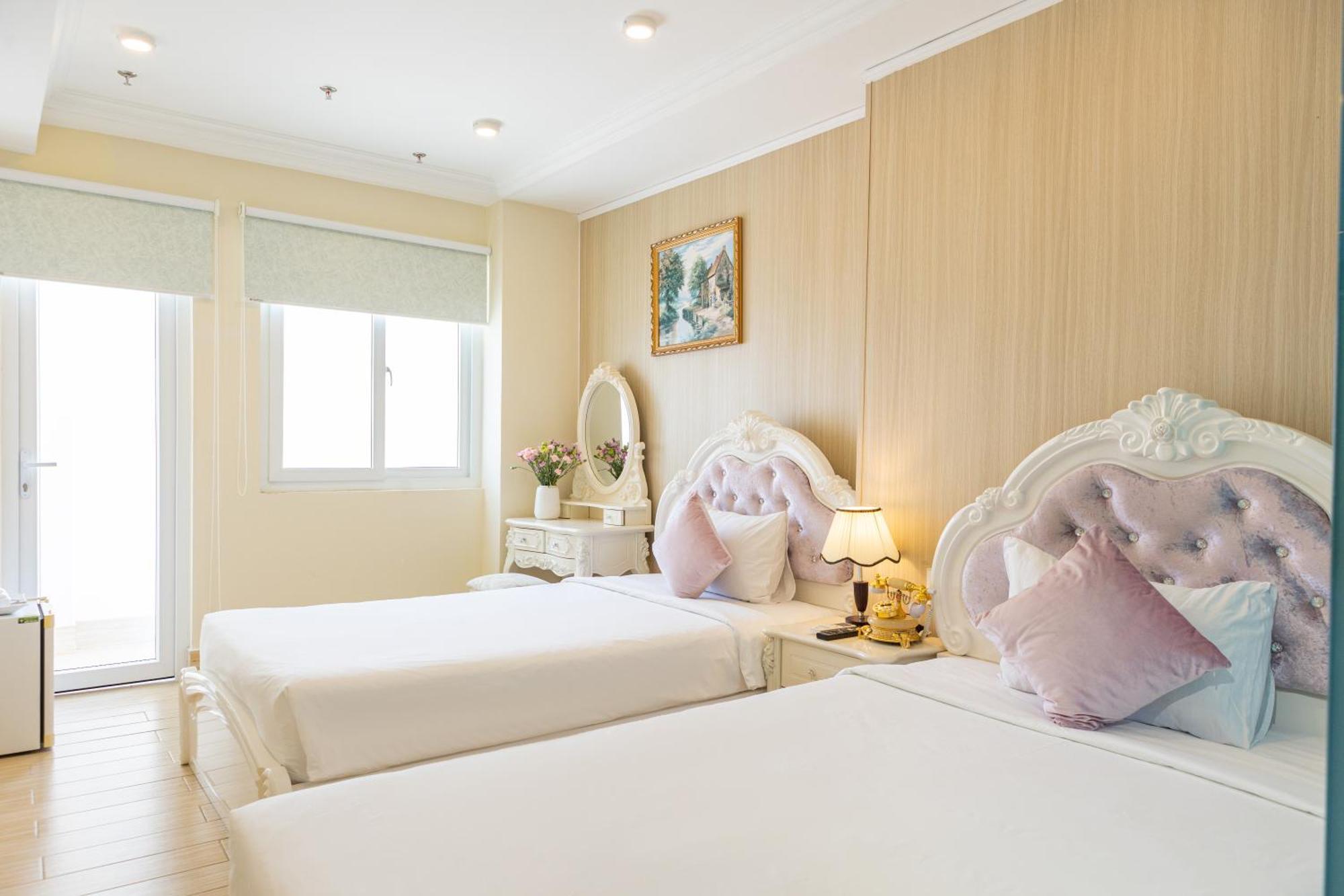 Happy Star Hotel 3*