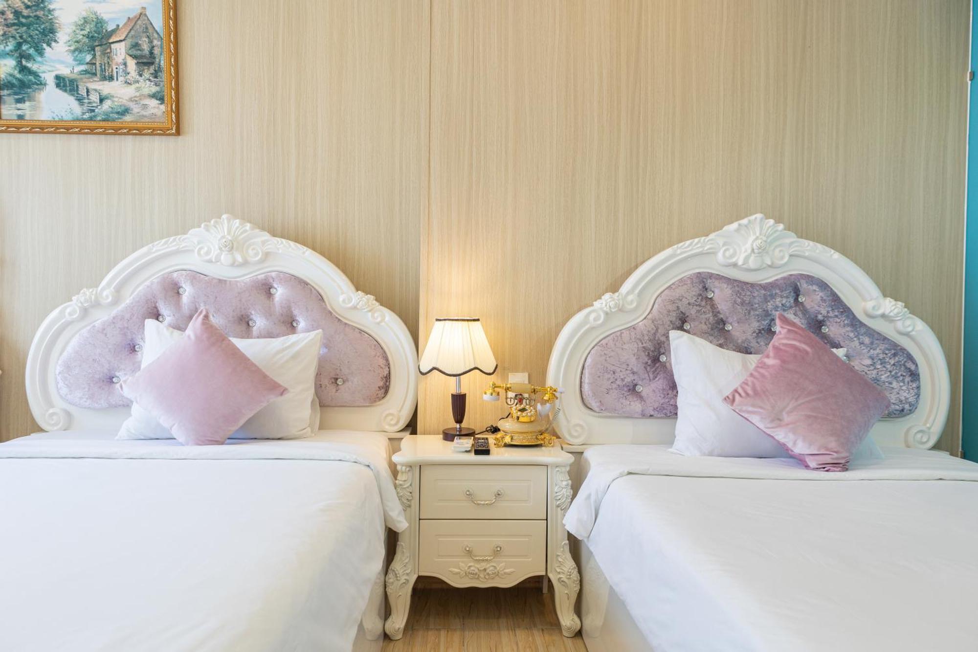 Happy Star Hotel
