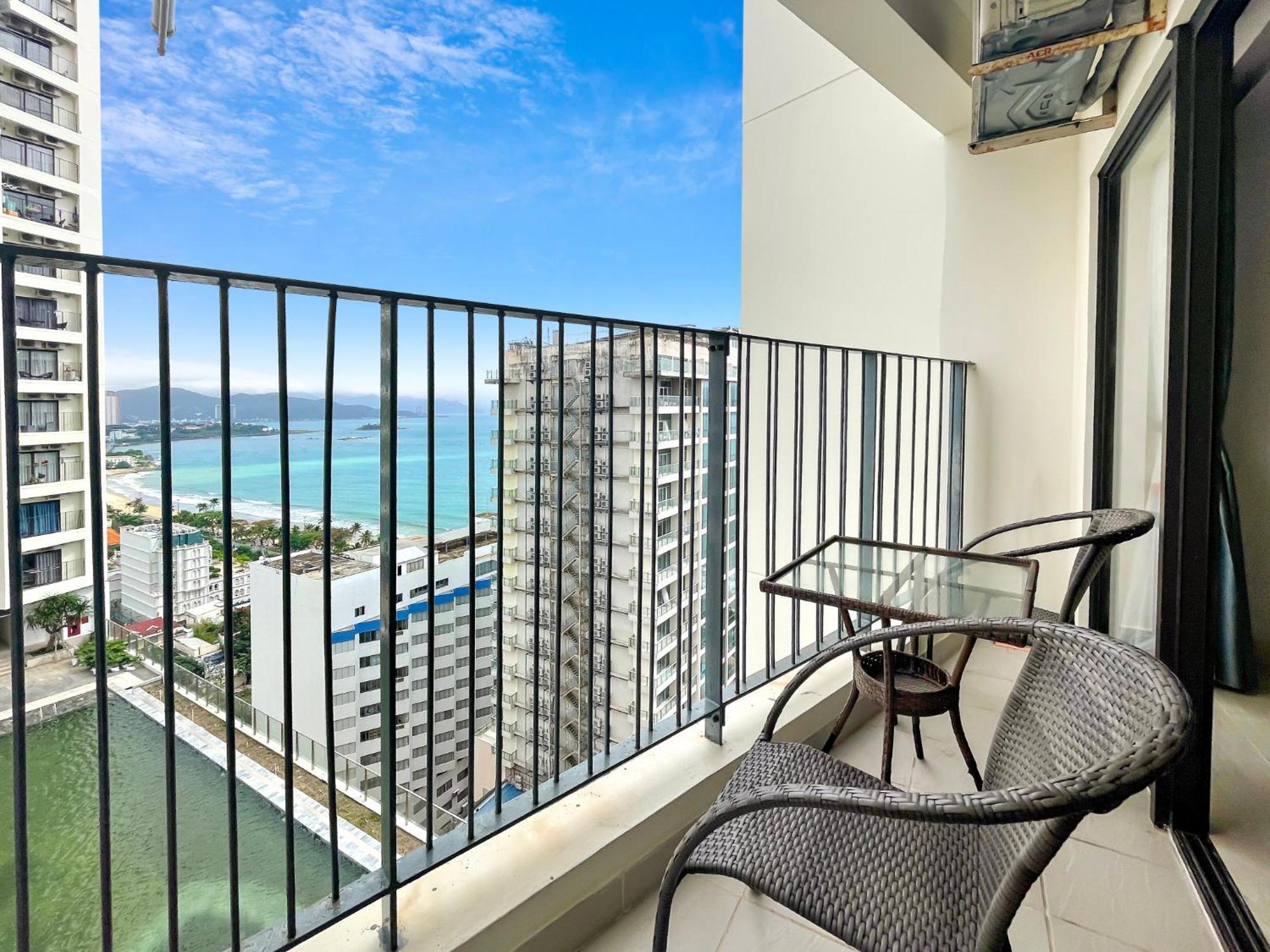 Gold Coast Luxury Beachfront