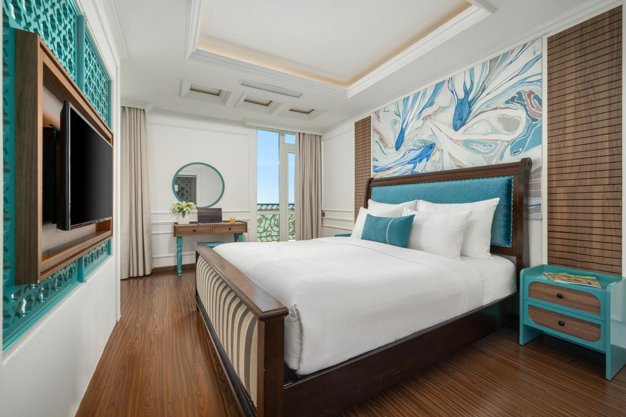 Paracel Hotel