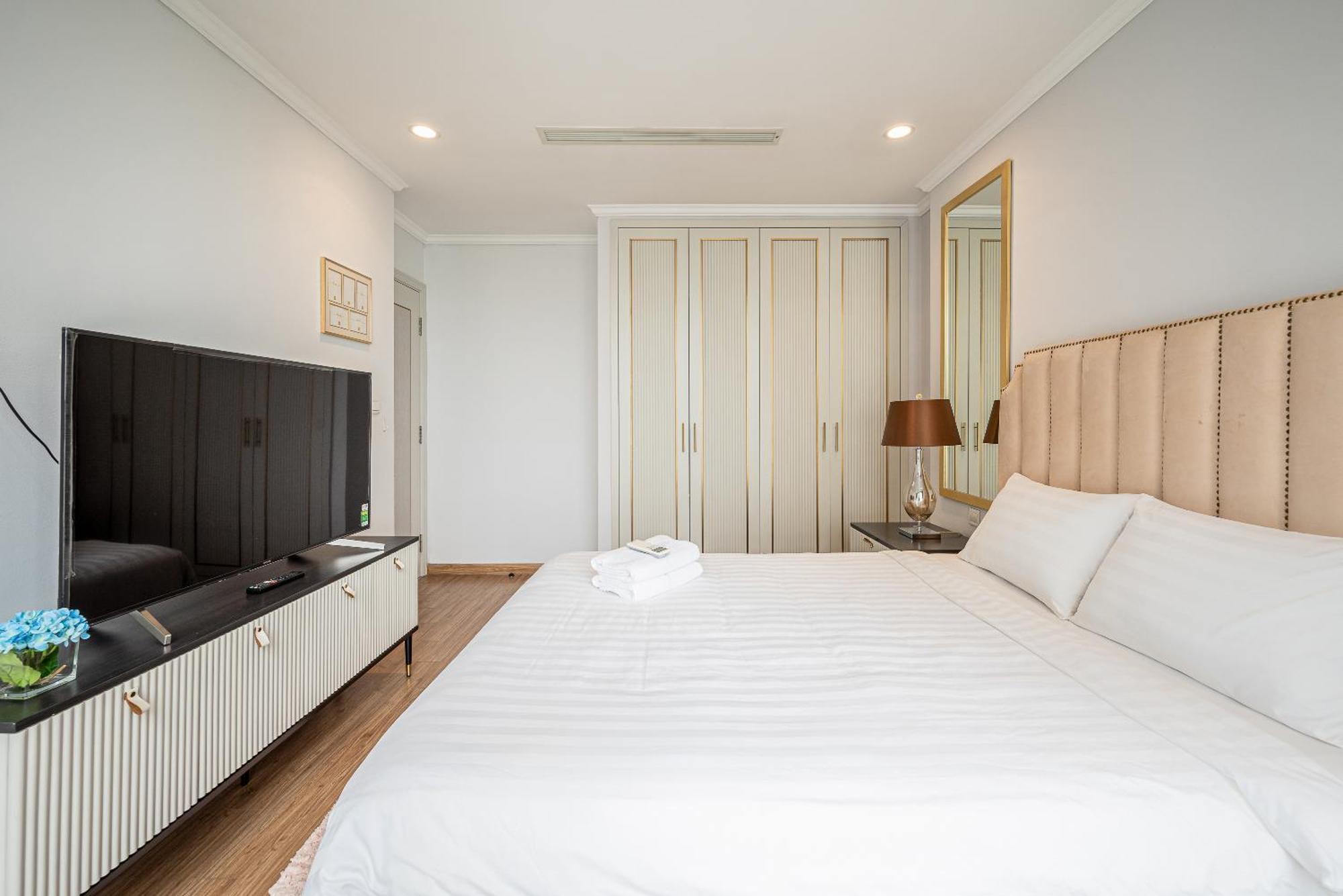 Vera Saigon - Vinhomes Central Park *