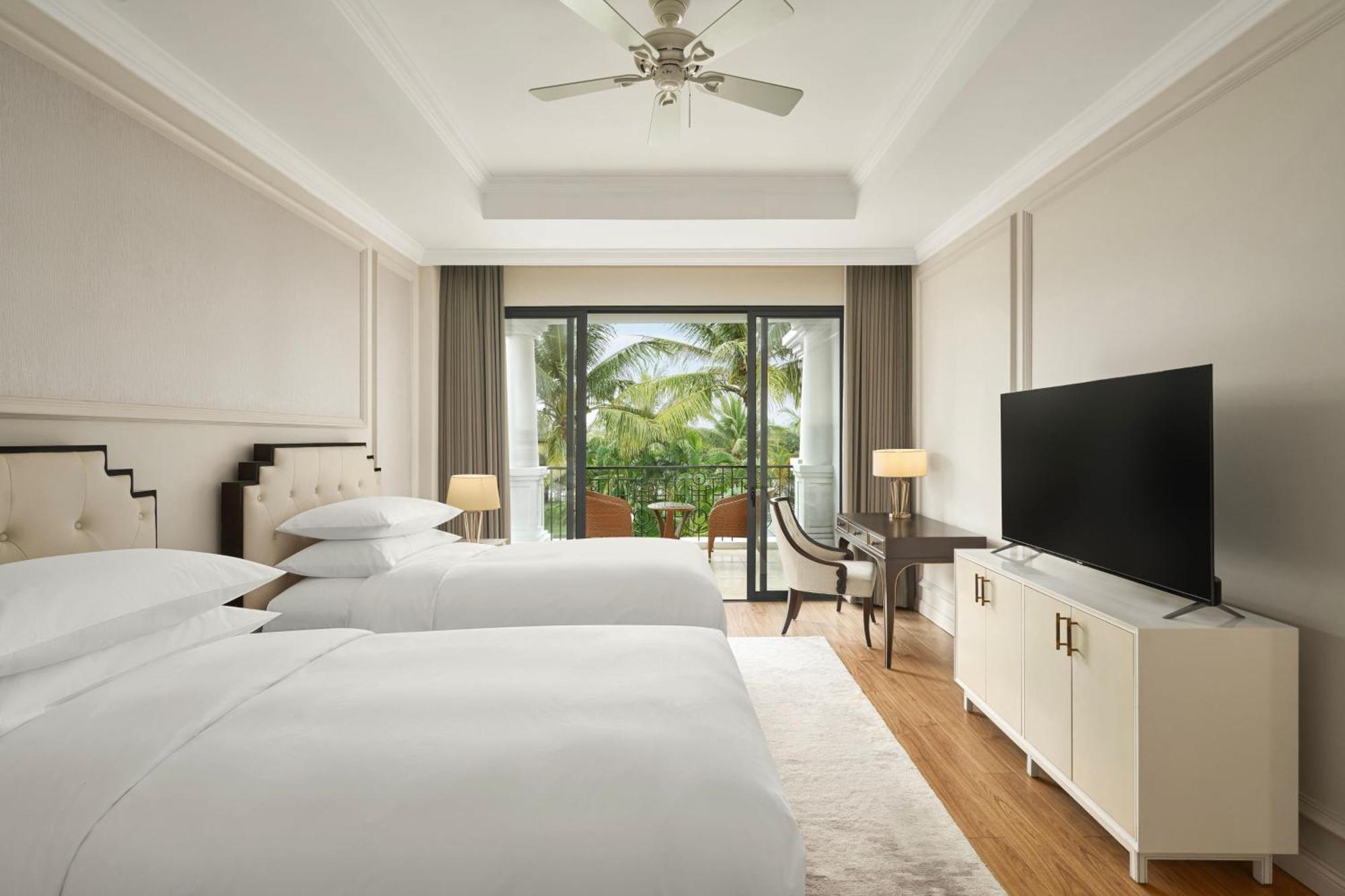 Marriott & Spa, Non Nuoc