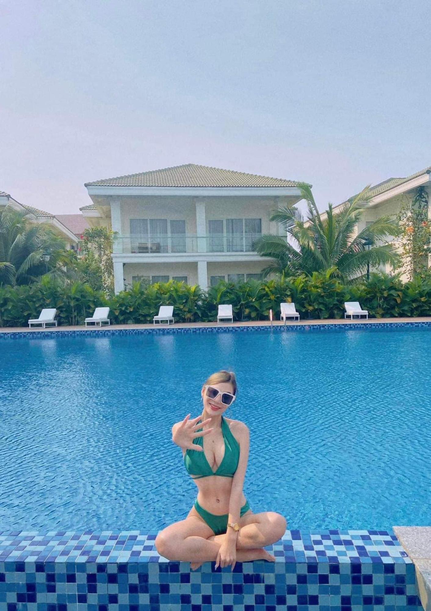 Gold Coast & Khu nghỉ mát Ðồng Hới