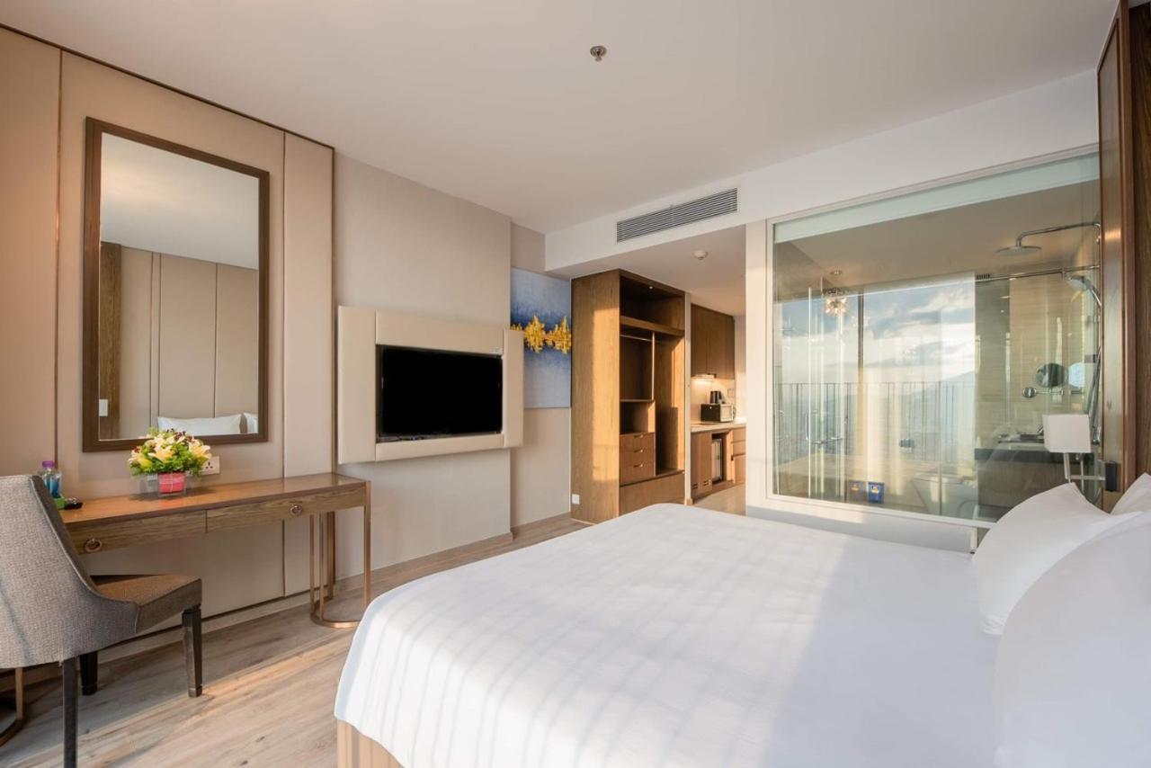 Oceanfront * Nha Trang