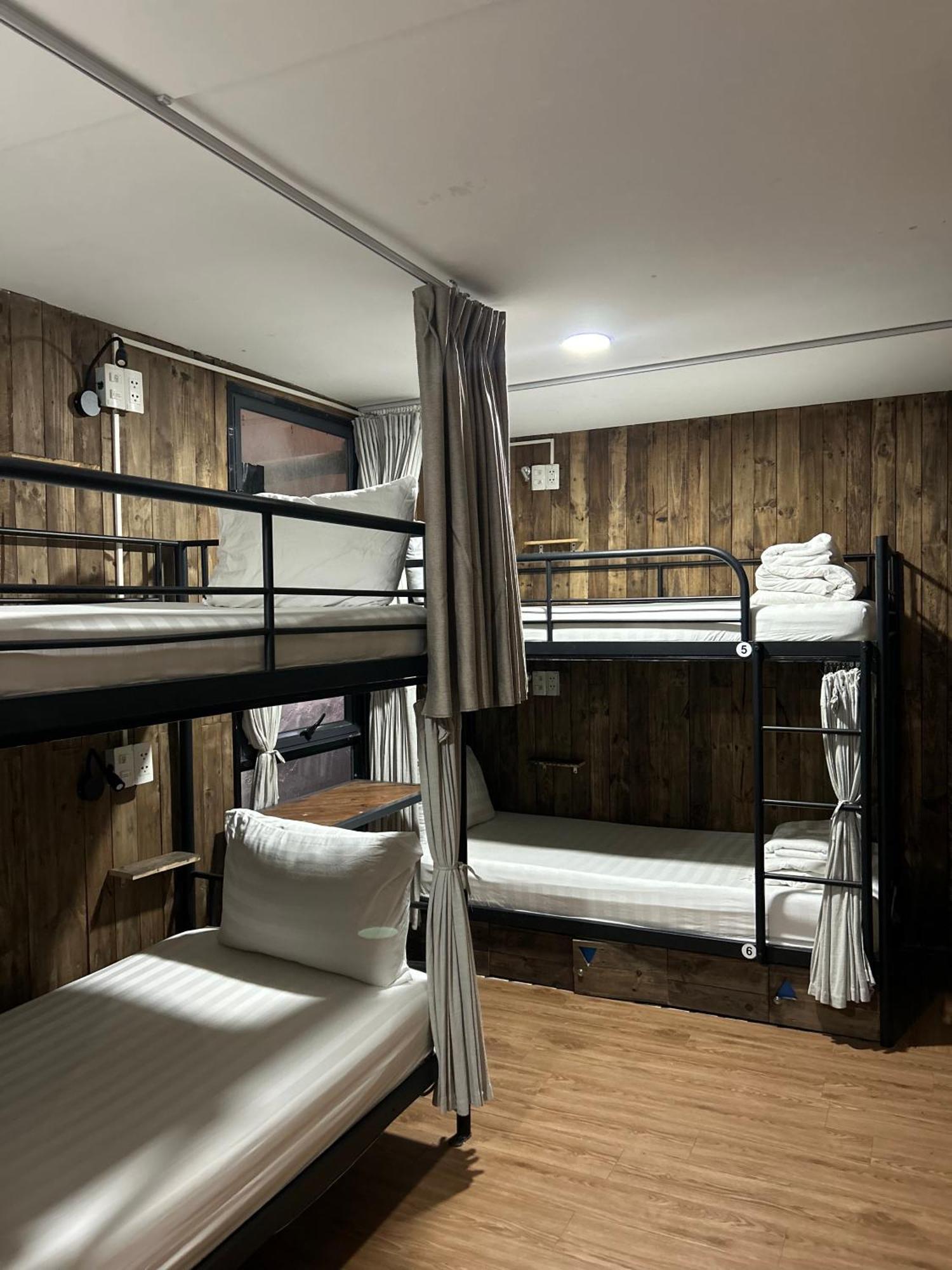 Hostel Rom Casa