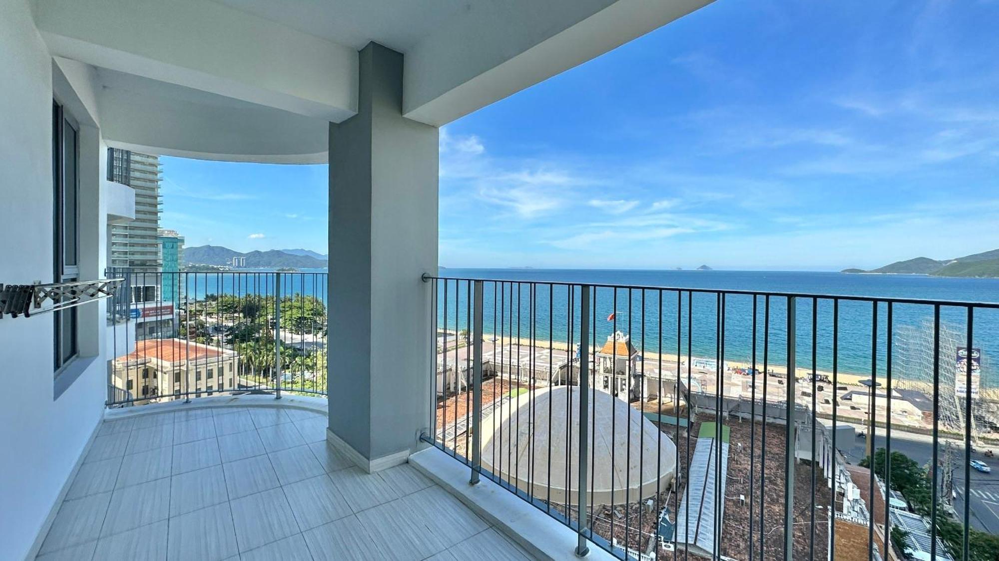 L'apartment And Signature Tours - Panorama Apartment Nha Trang