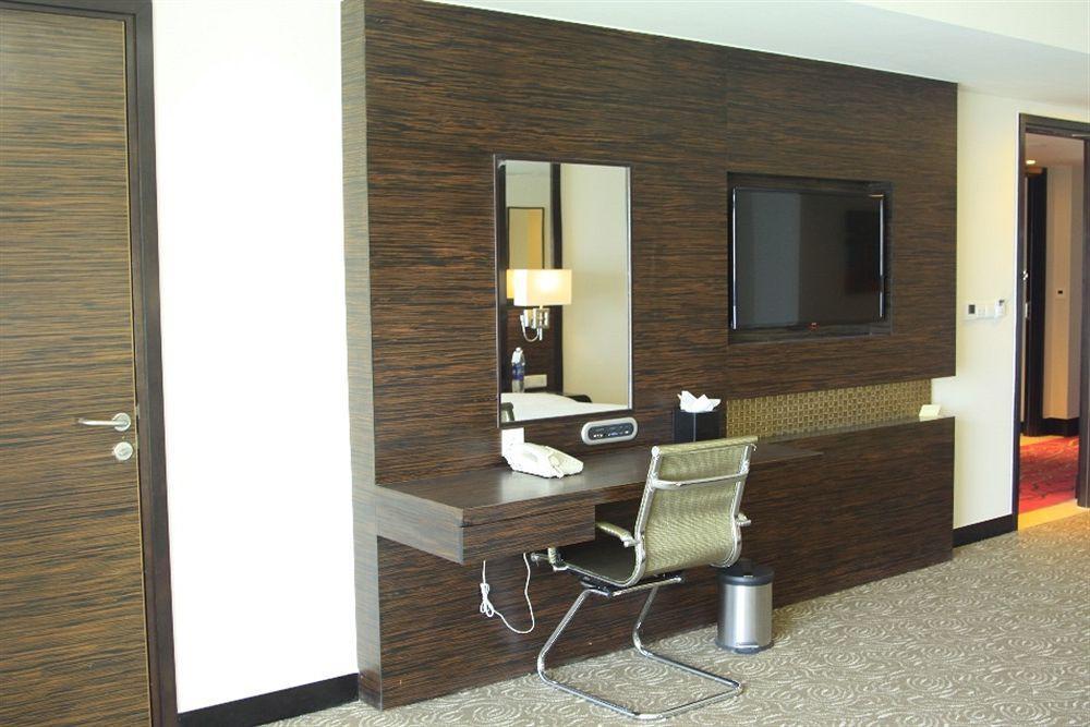 Hotel Unit 30a2 In Havana