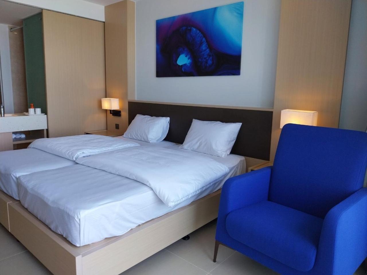 Apartment Cam Ranh *