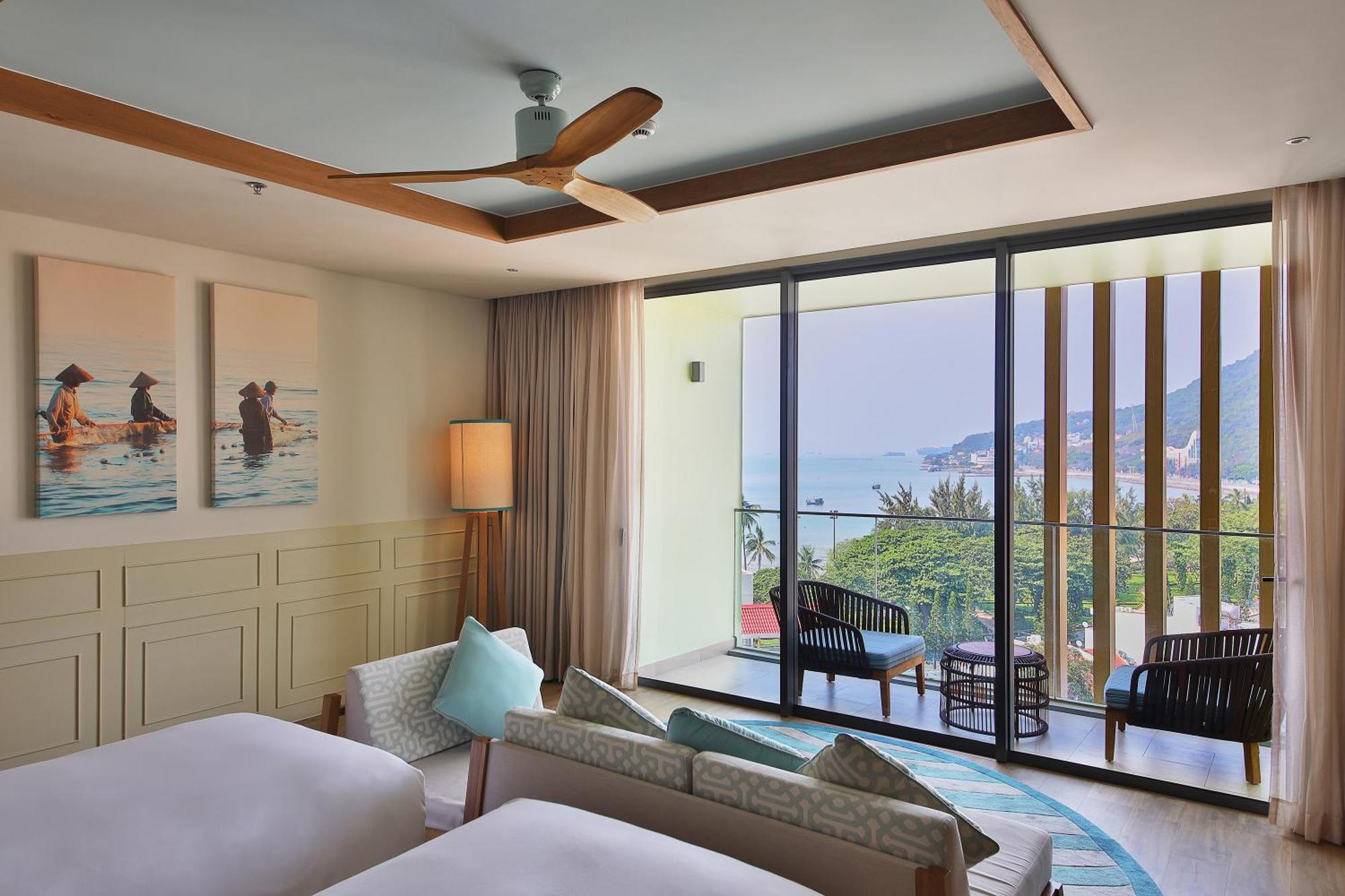 Fusion Hotel