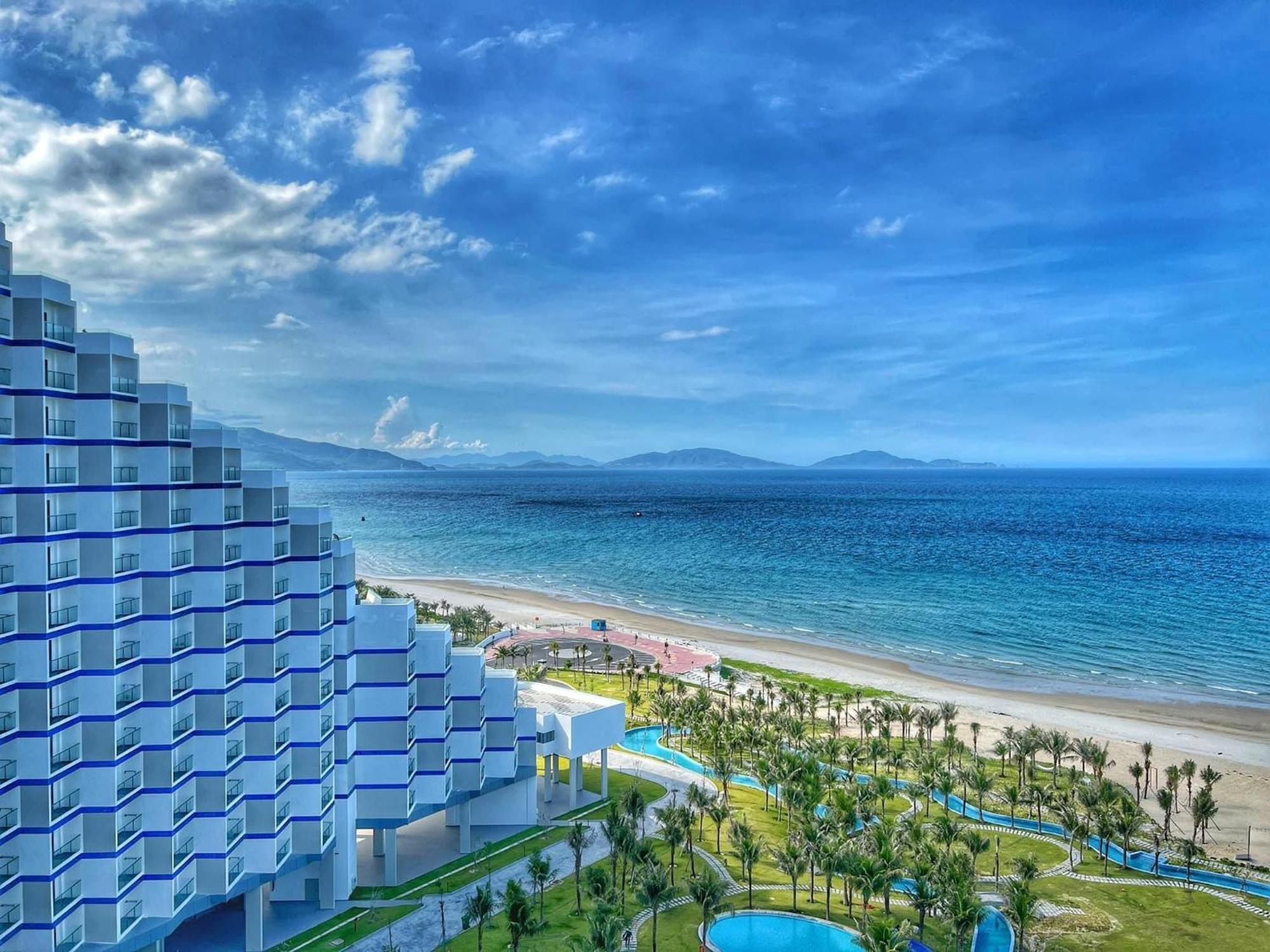 The Cam Ranh Luxury Service Hotel