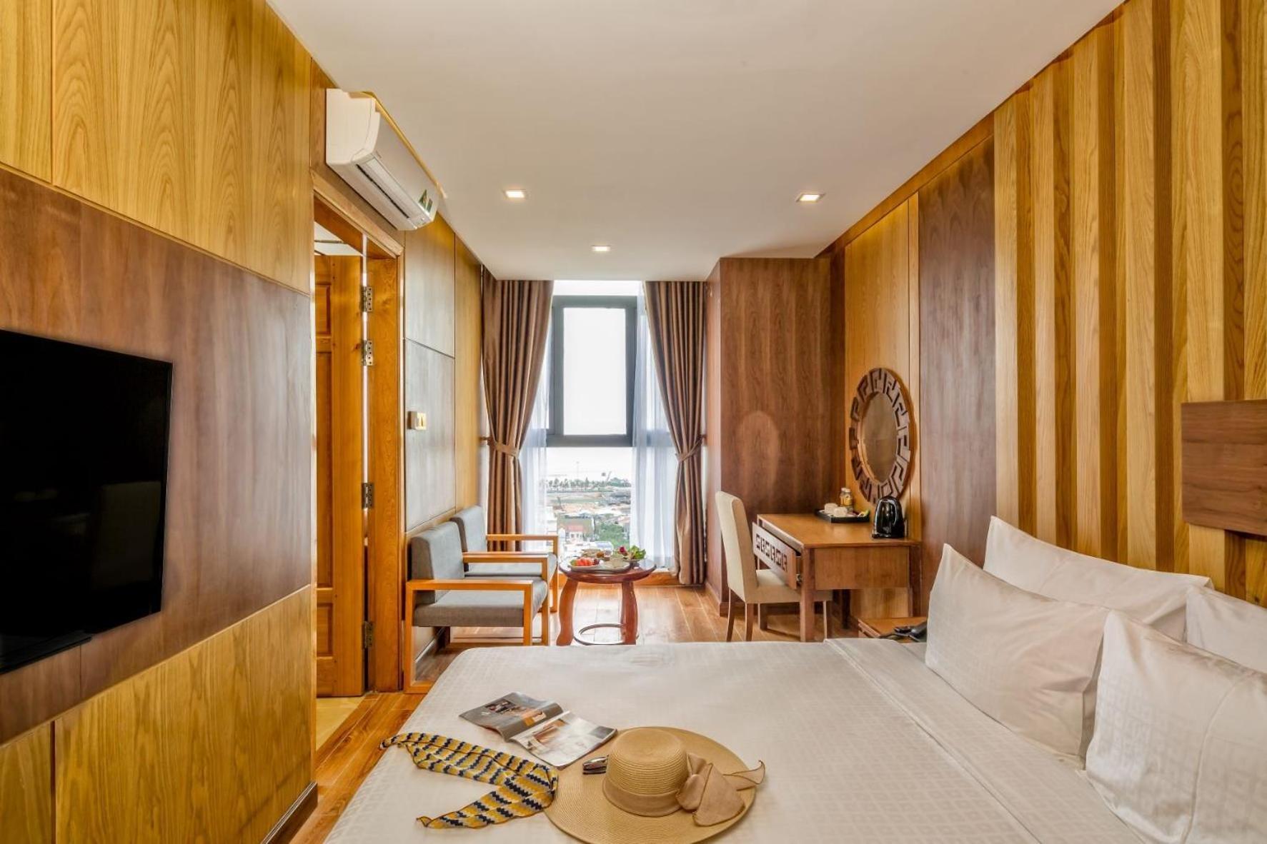Nhu Minh Plaza 4* Đà Nẵng