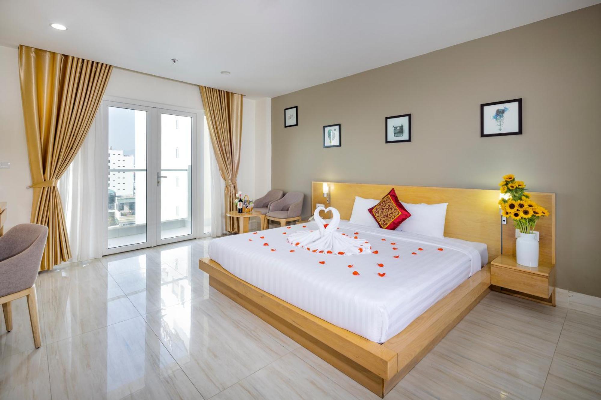Gibson Hotel Nha Trang