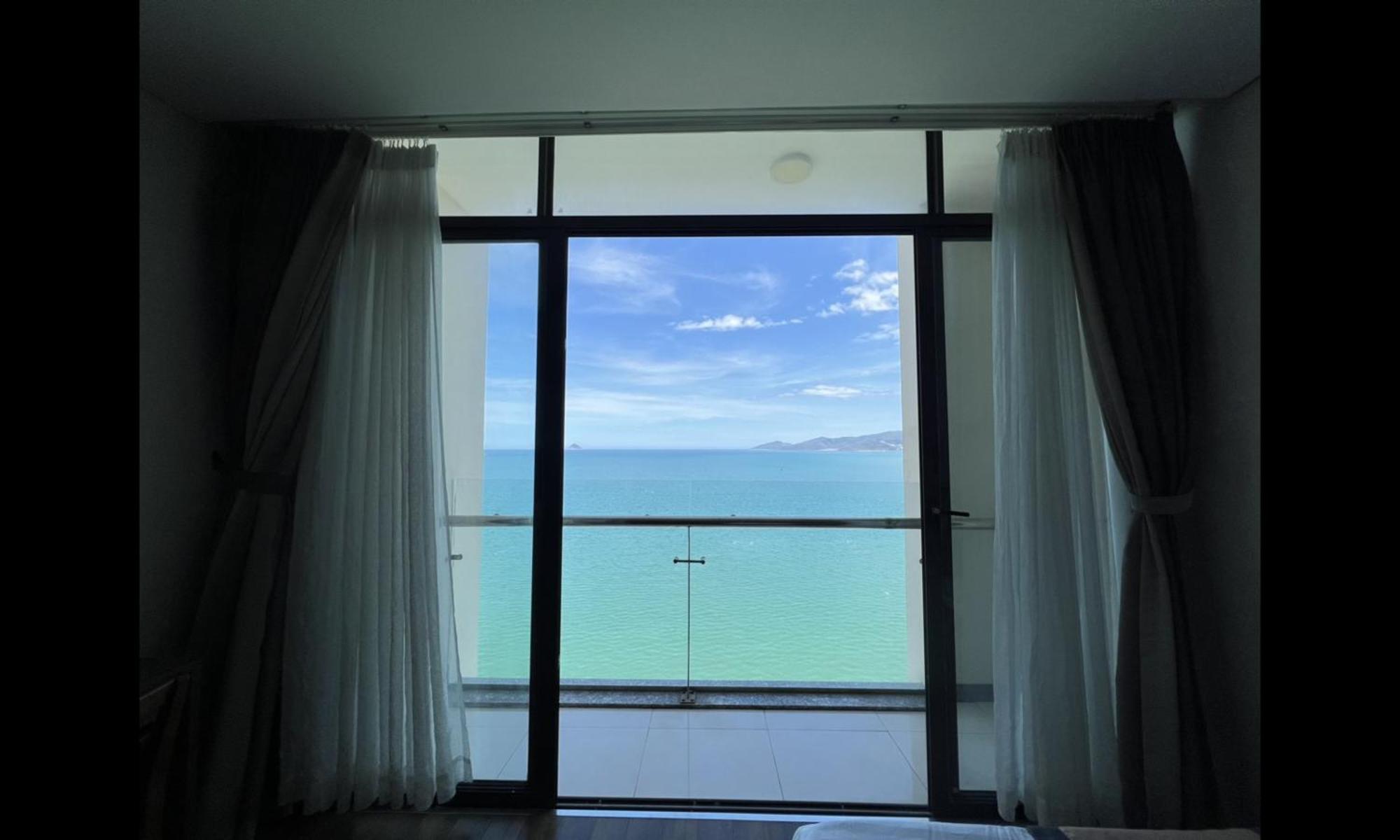 Lenid Ocean View Hotel
